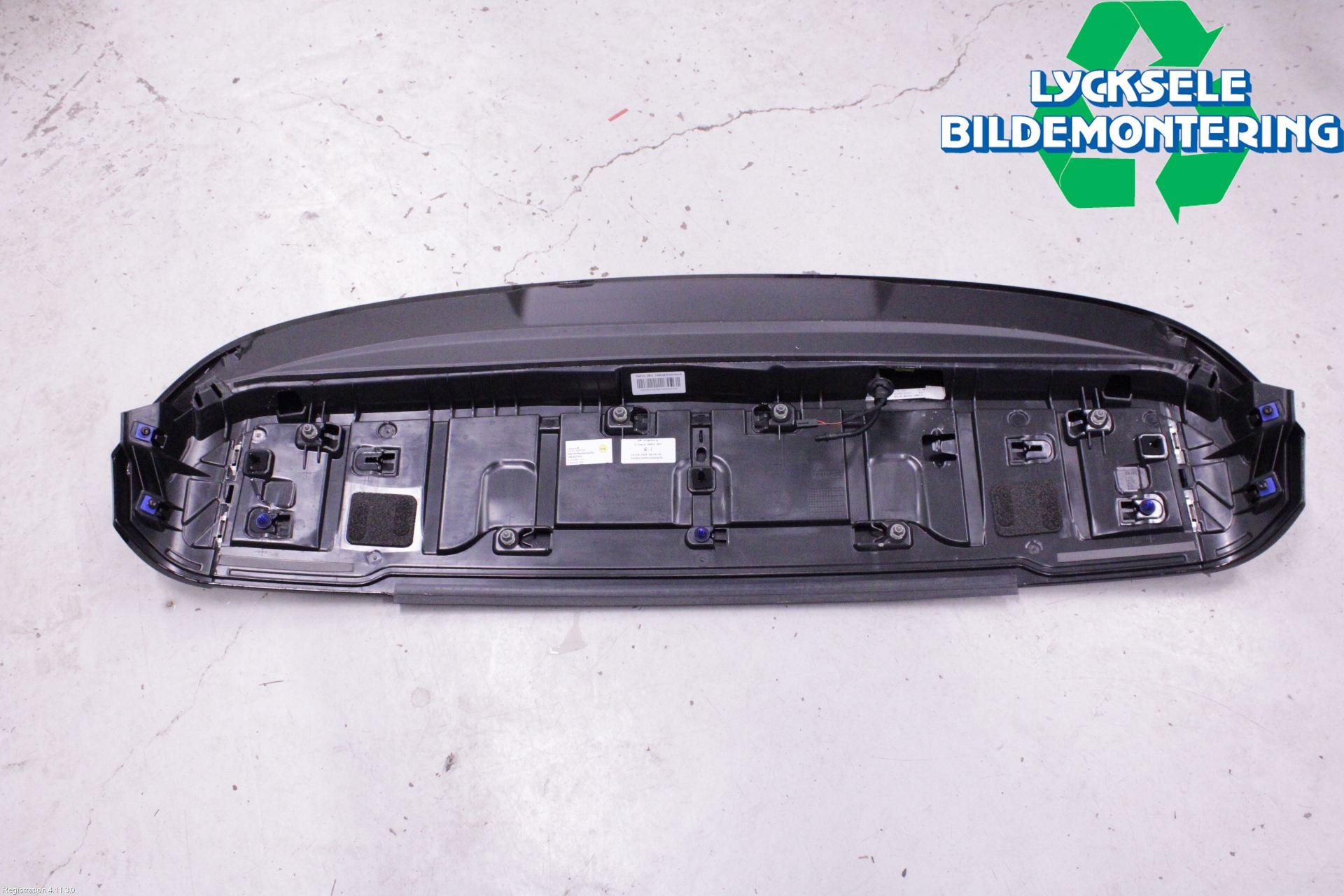 Volkswagen VW ID.7/TOURER 24- Spoiler Baklucka