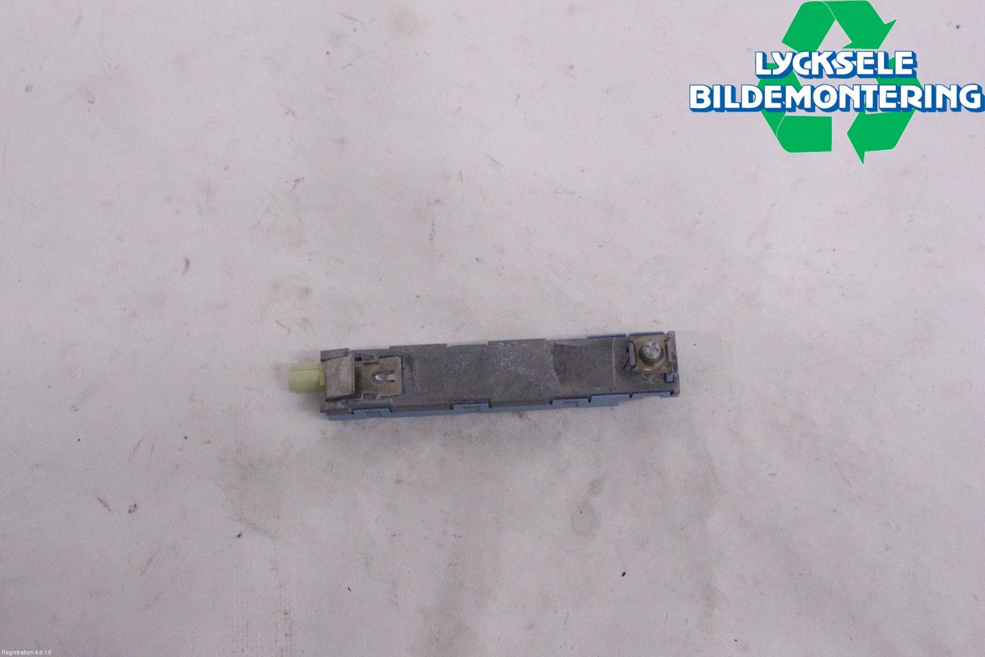 CUPRA BORN 22- Antennförstärkare