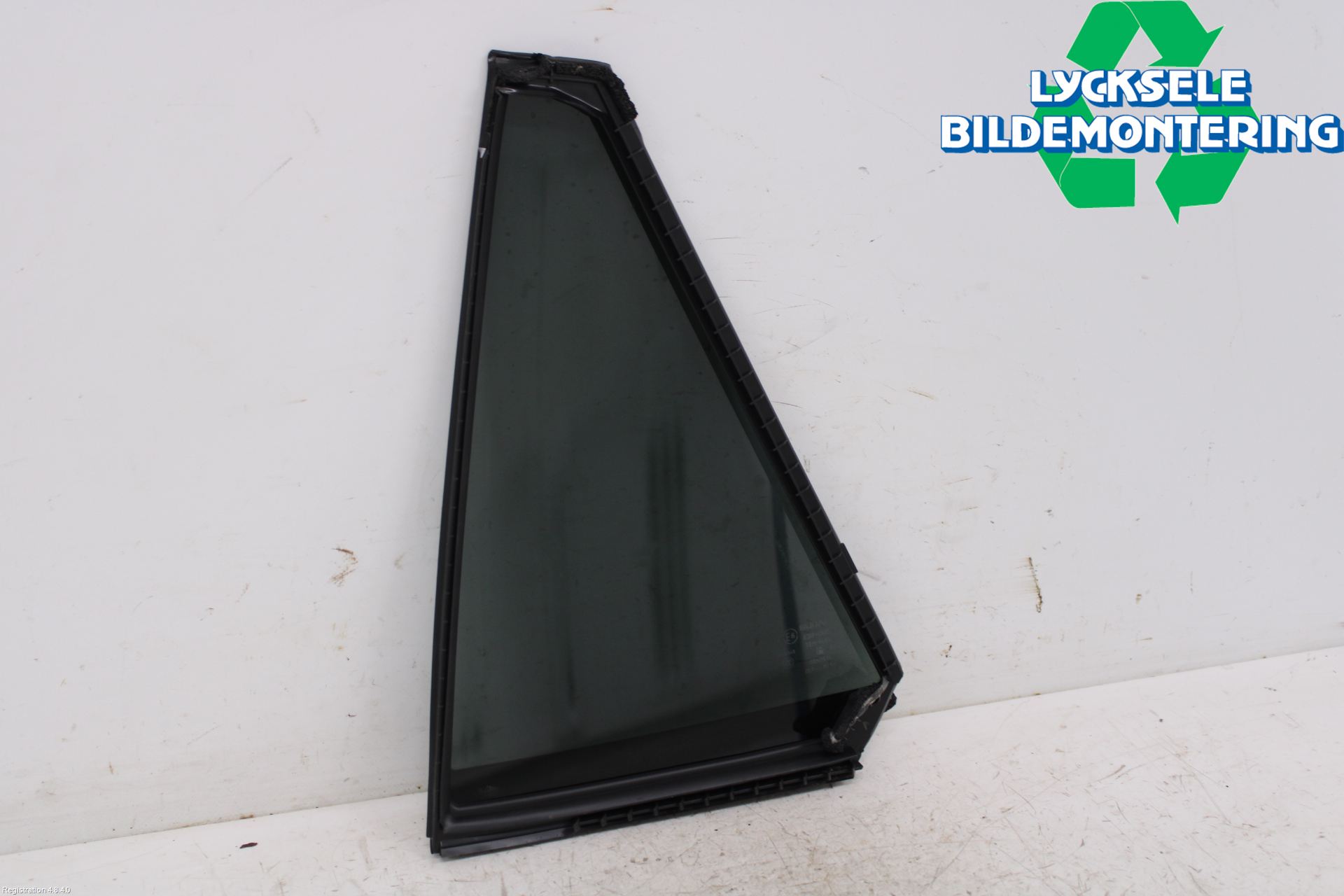 Subaru OUTBACK 21- Dörruta Bak Lilla Hö