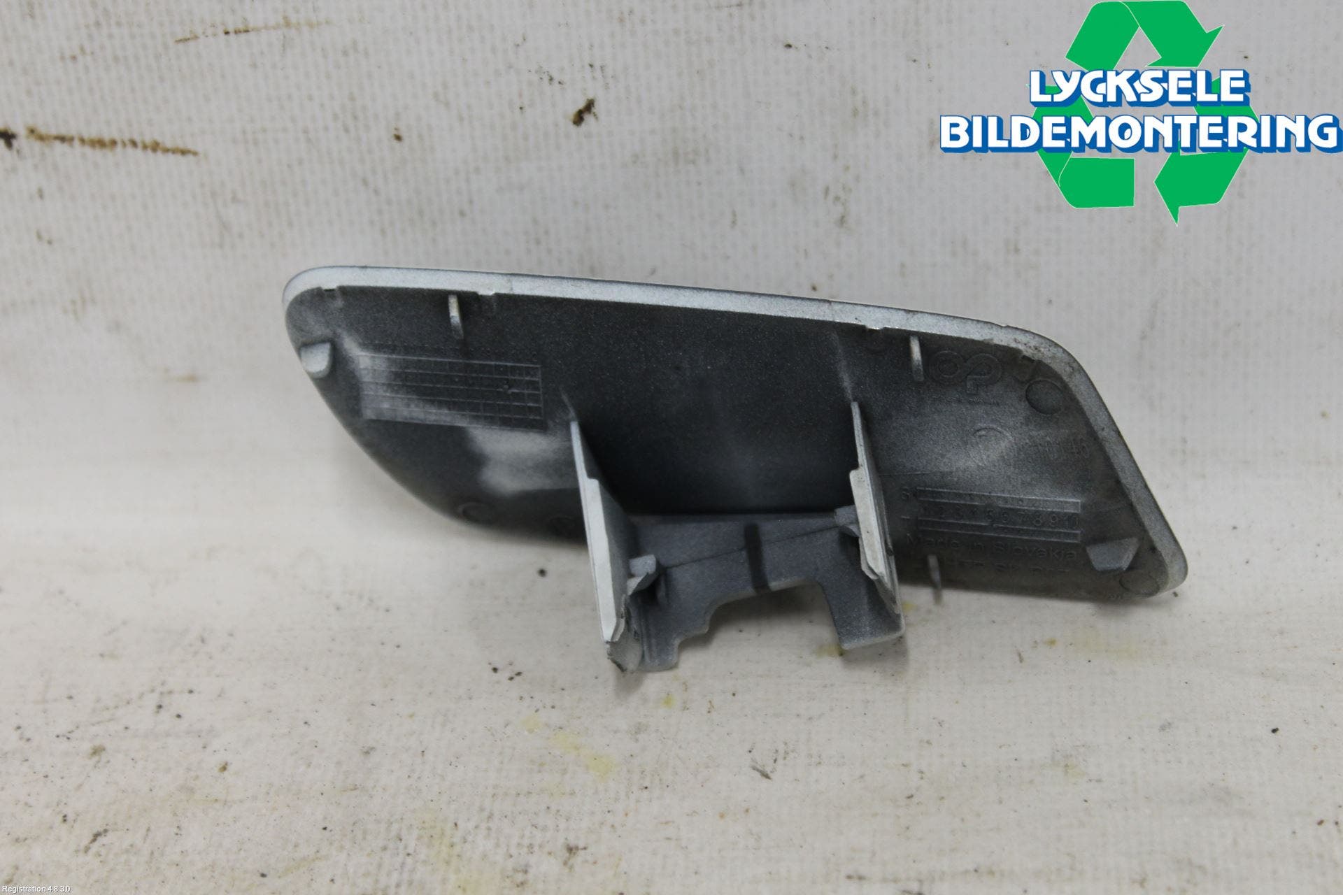 Volkswagen VW TOUAREG 7P 11-18 Spolarmunstycke Strålkastare