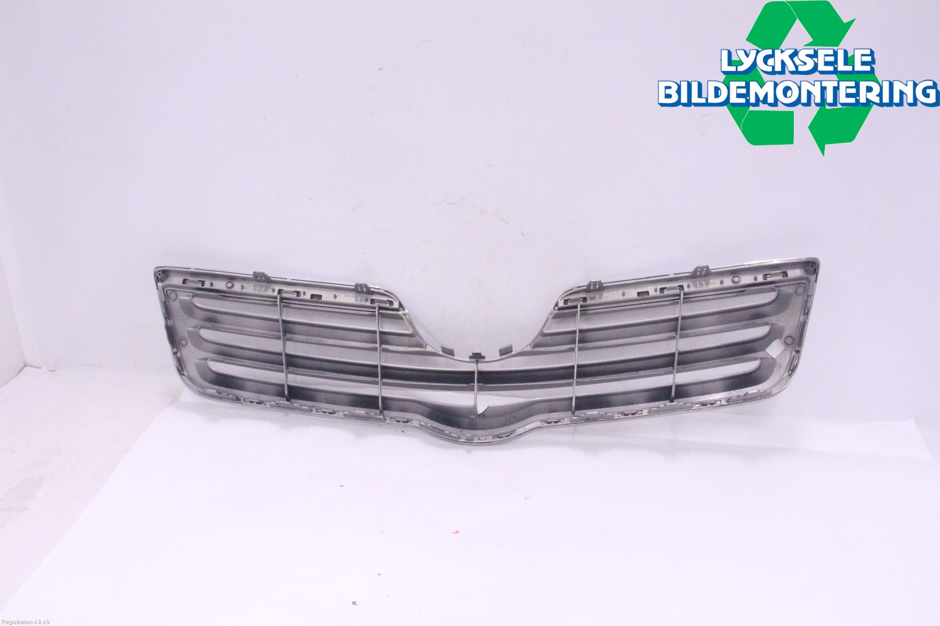 Toyota AVENSIS 07-08 Grill Komp