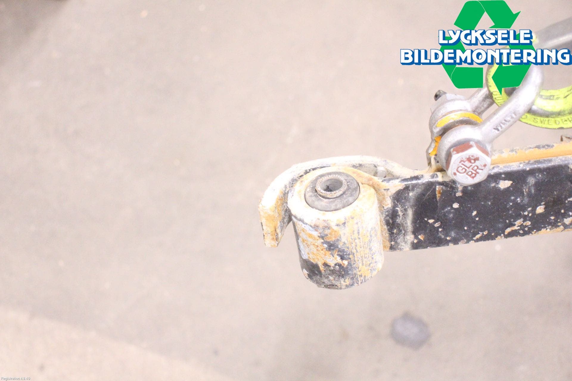 Toyota HILUX 16- Fjäder Bak Blad