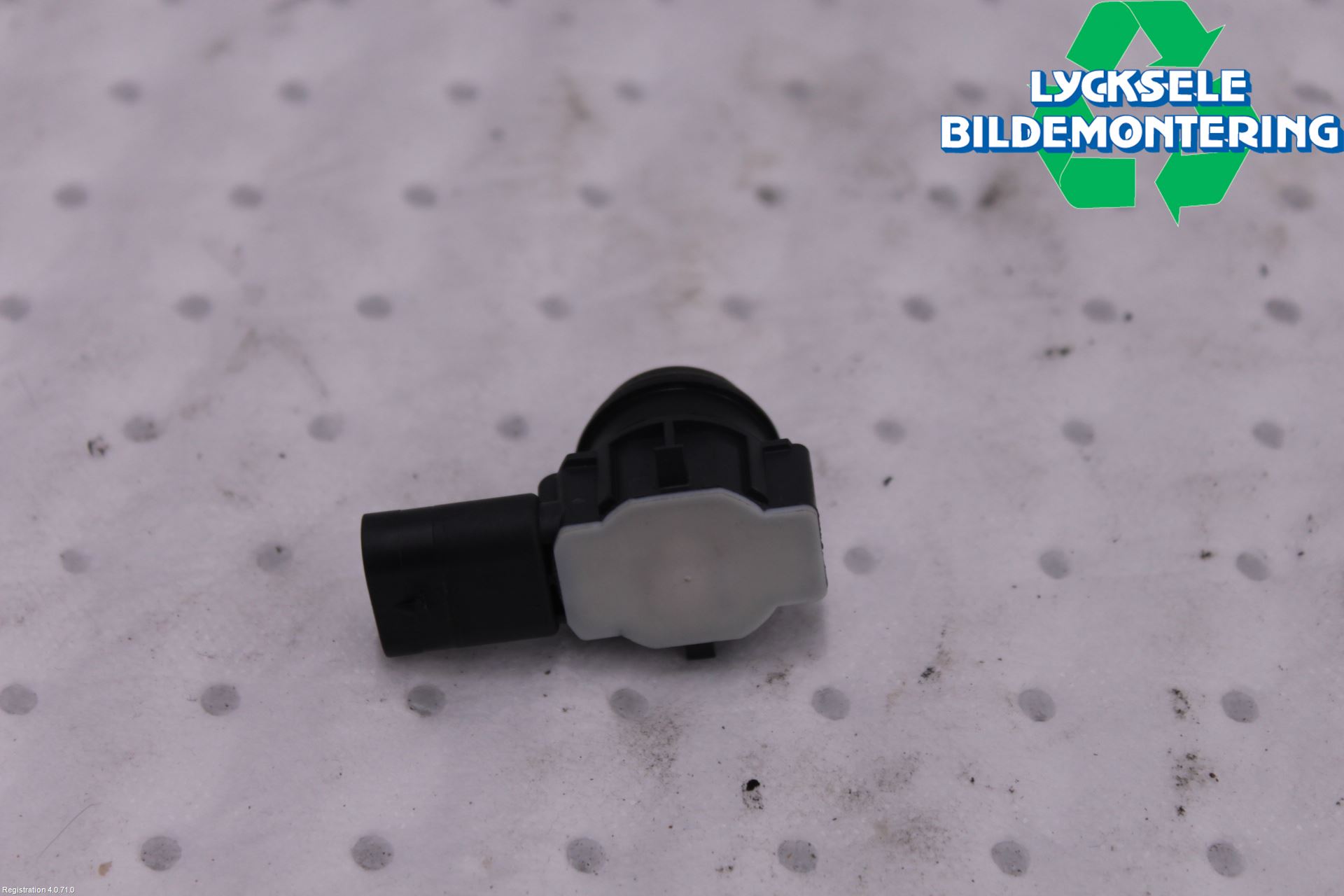 BMW 3 F30/F31/F80 12-19 Parkeringshjälp Backsensor