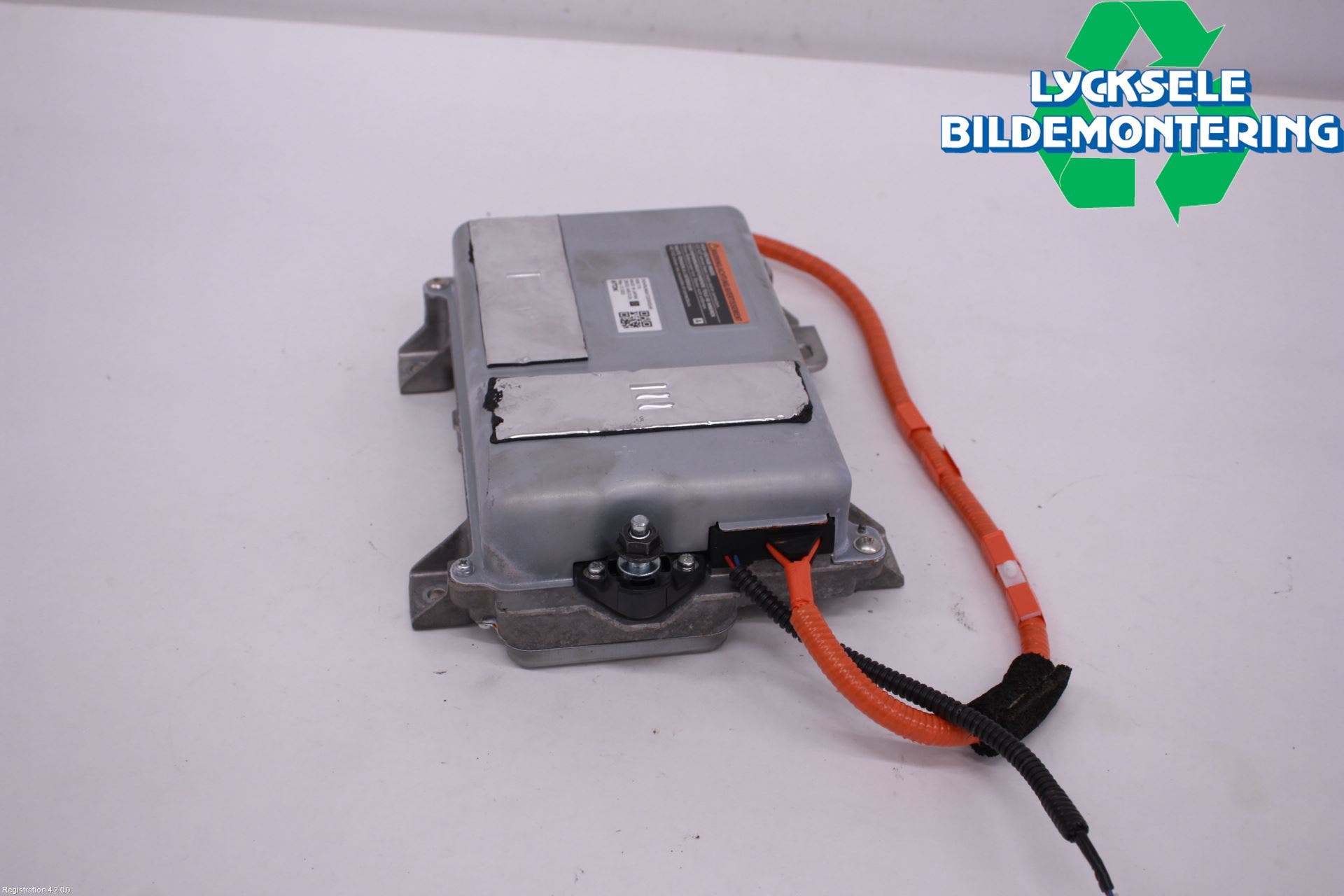 Nissan X-TRAIL T33 22- Converter