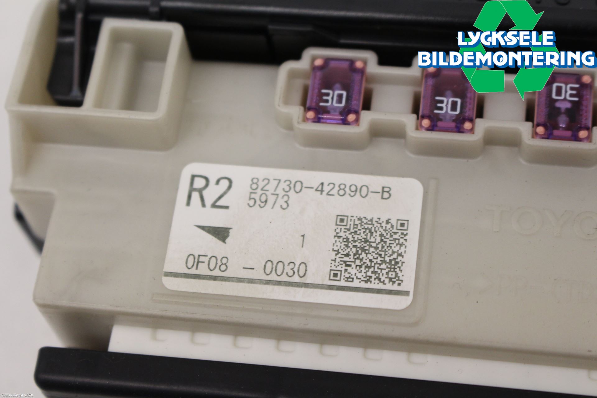 Toyota RAV4 19- Säkringsdosa-Elcentral