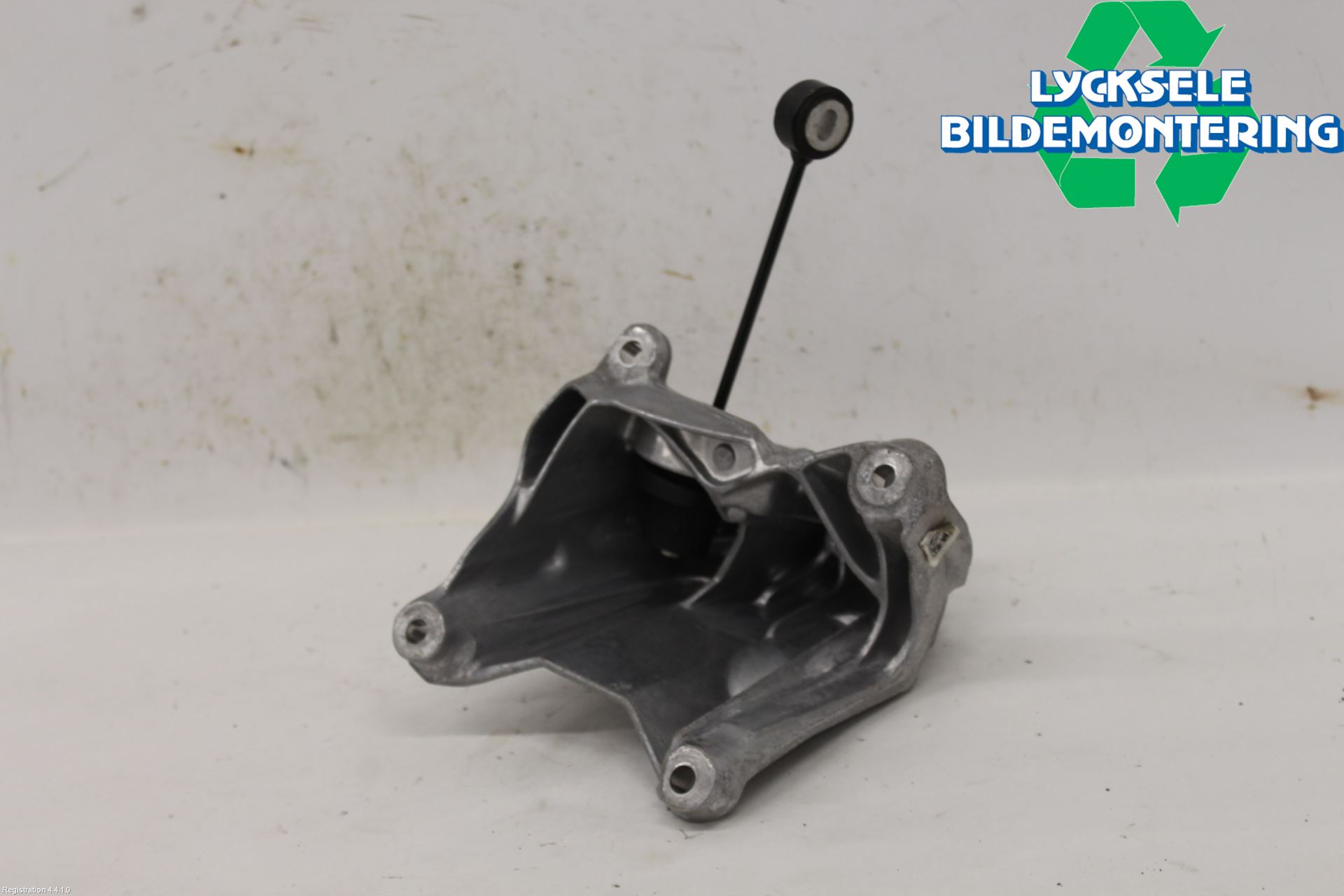 Audi A4/S4 B9 20- Motorfäste