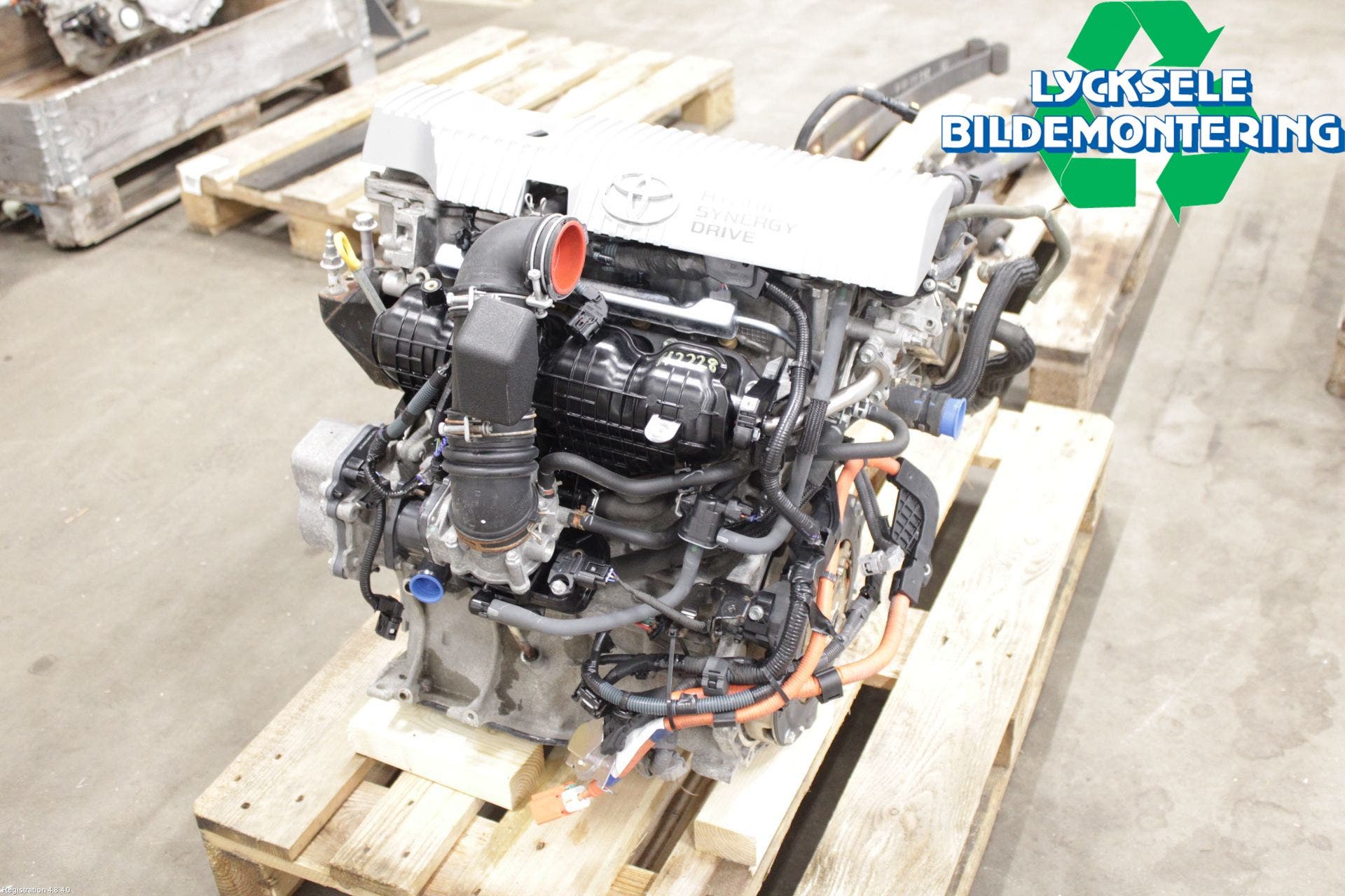 Toyota AURIS 13-19 Motor Bensin
