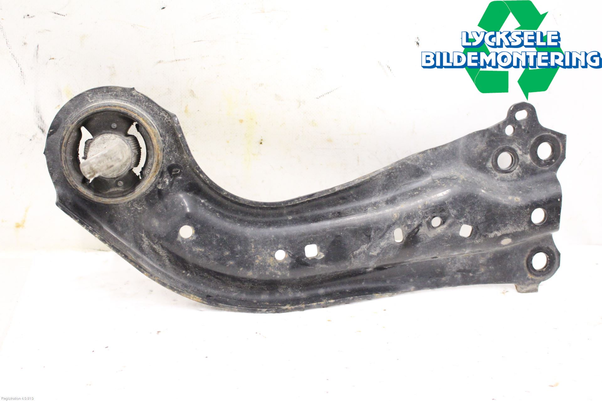 Toyota RAV4 19- Bärarm Bak Höger