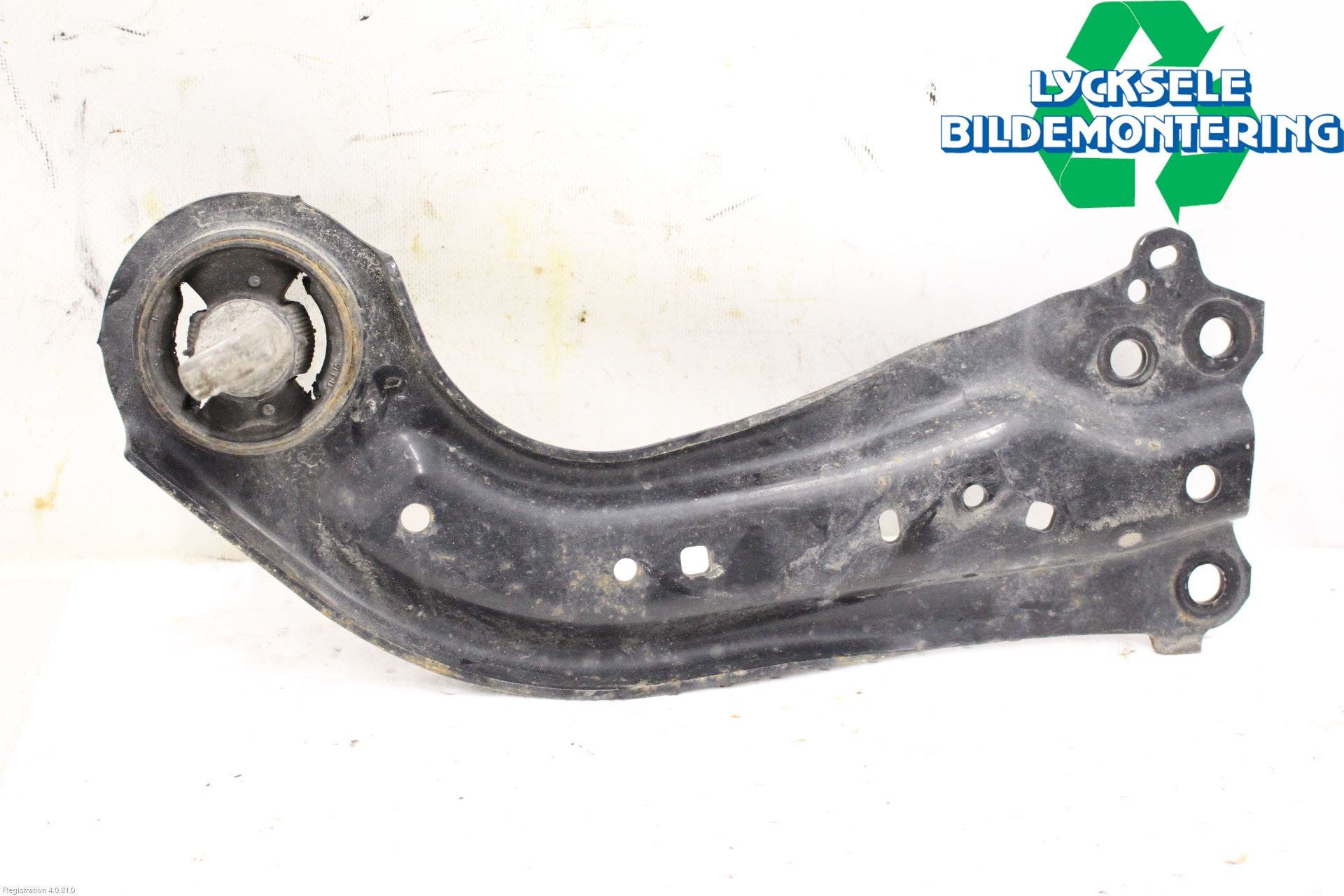 Toyota RAV4 19- Bärarm Bak Höger