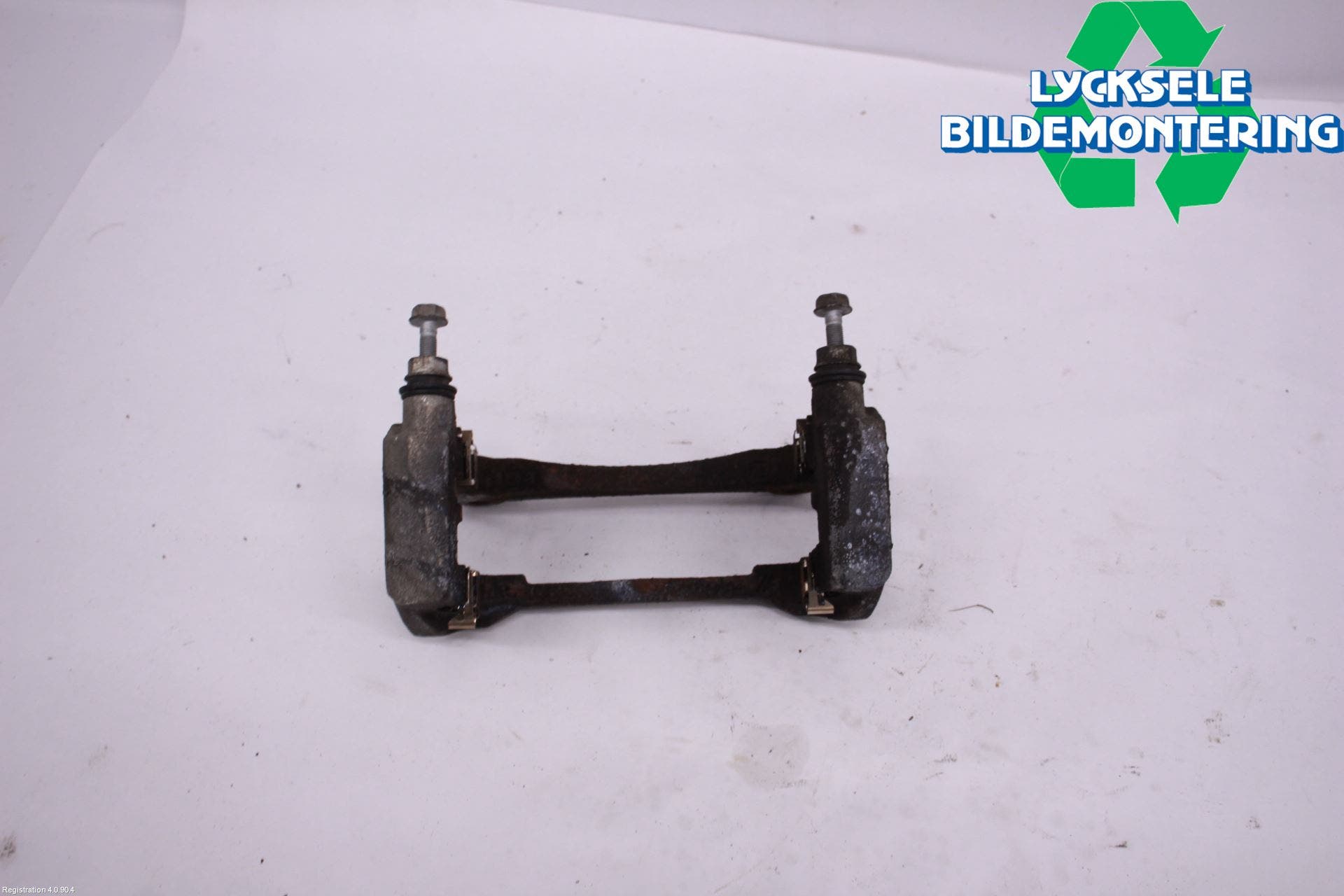 Toyota RAV4 19- Bromsokshållare