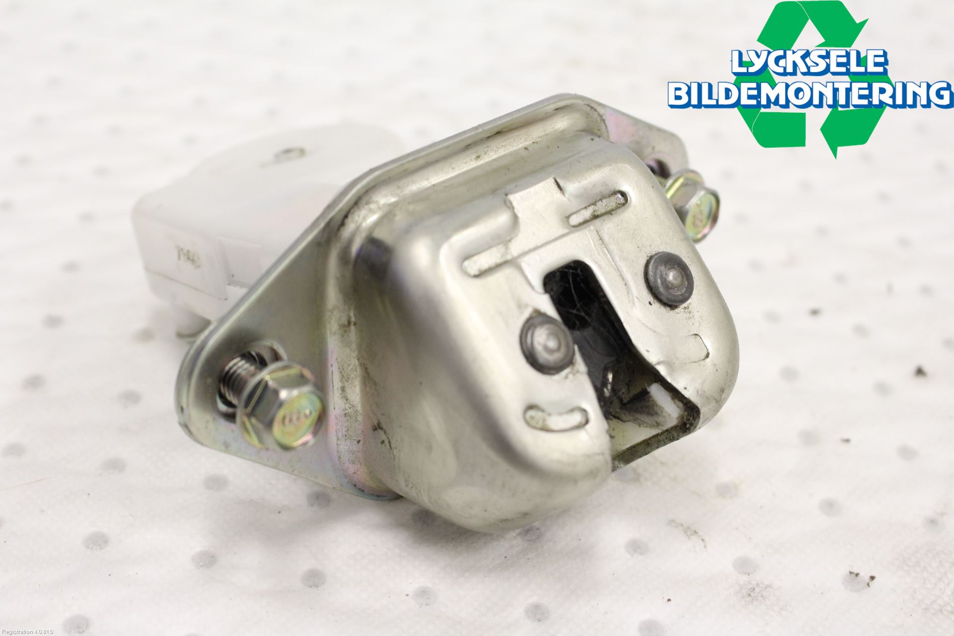 Subaru OUTBACK 15-20 Låskista Baklucka