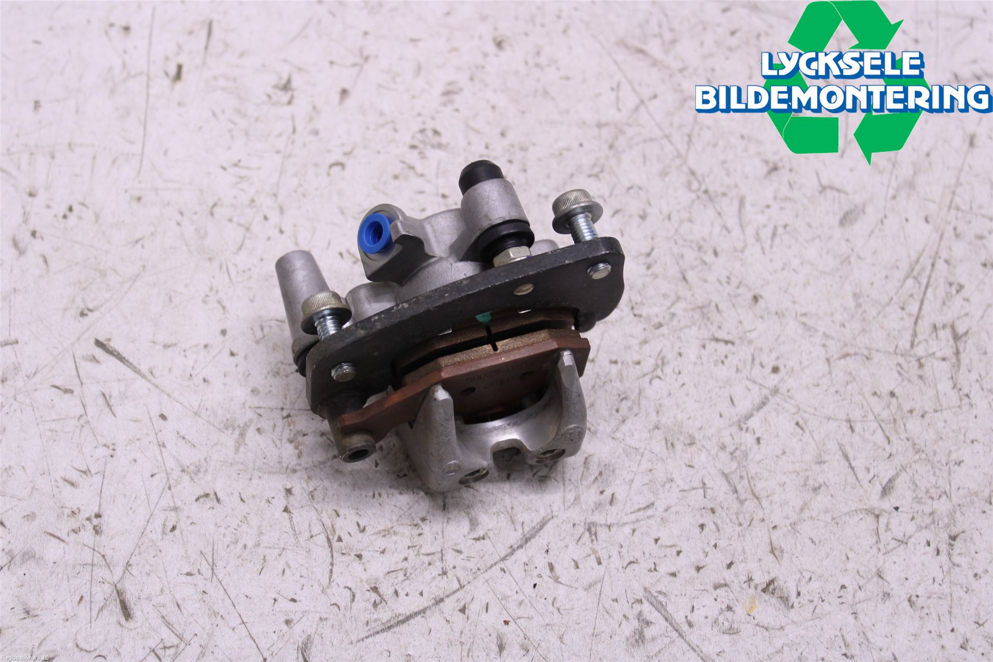 MC och moped ATV SUZUKI Bromsok Fram Höger