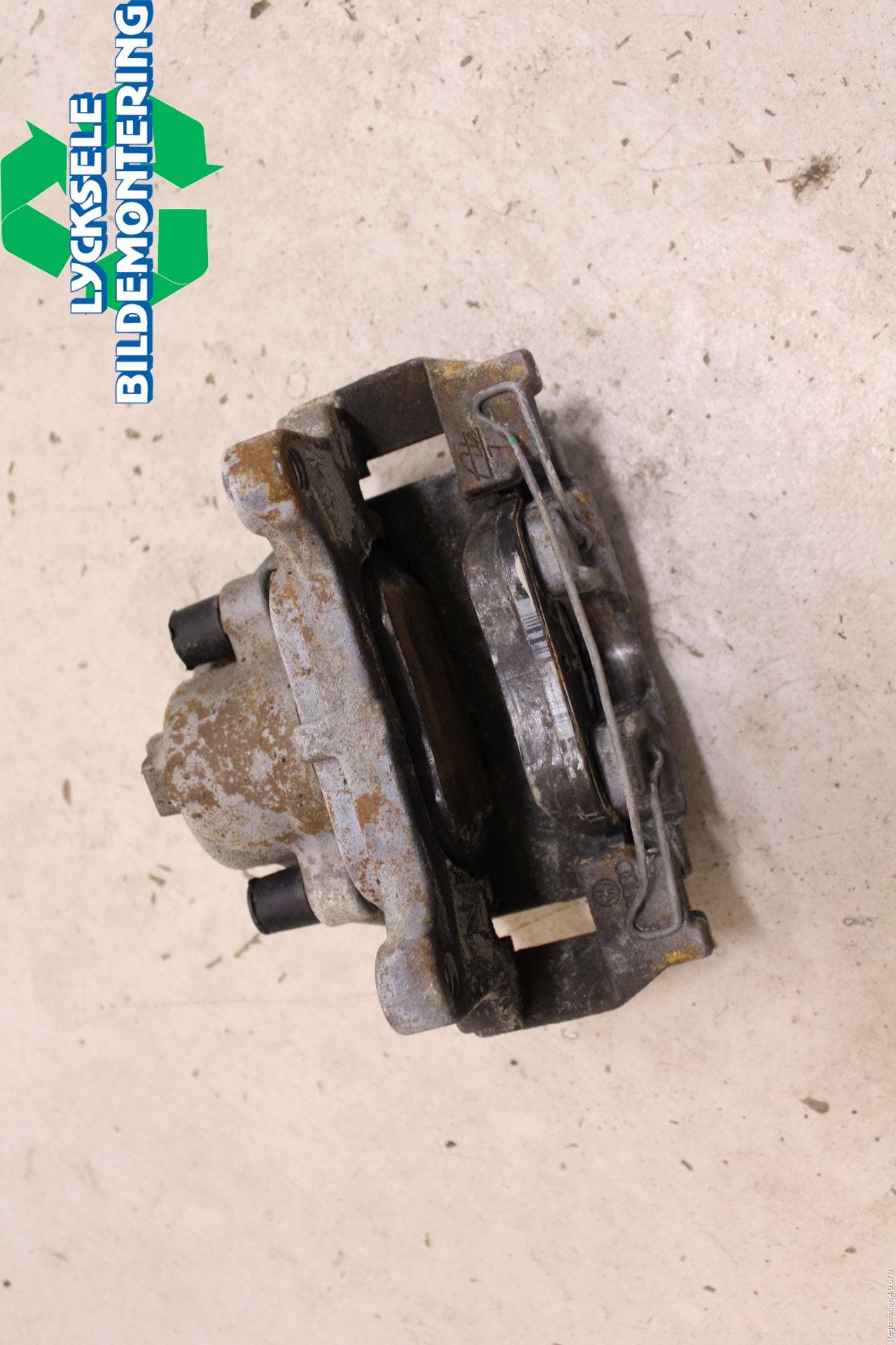 Audi Q3 8U 12-18 Bromsok Fram Höger