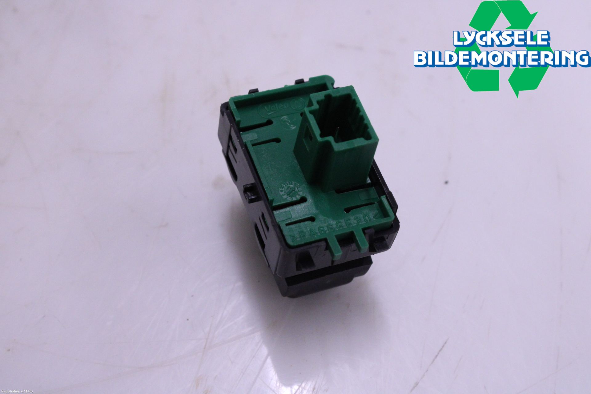 Renault CLIO IV 16-19 Strömställare Övrigt