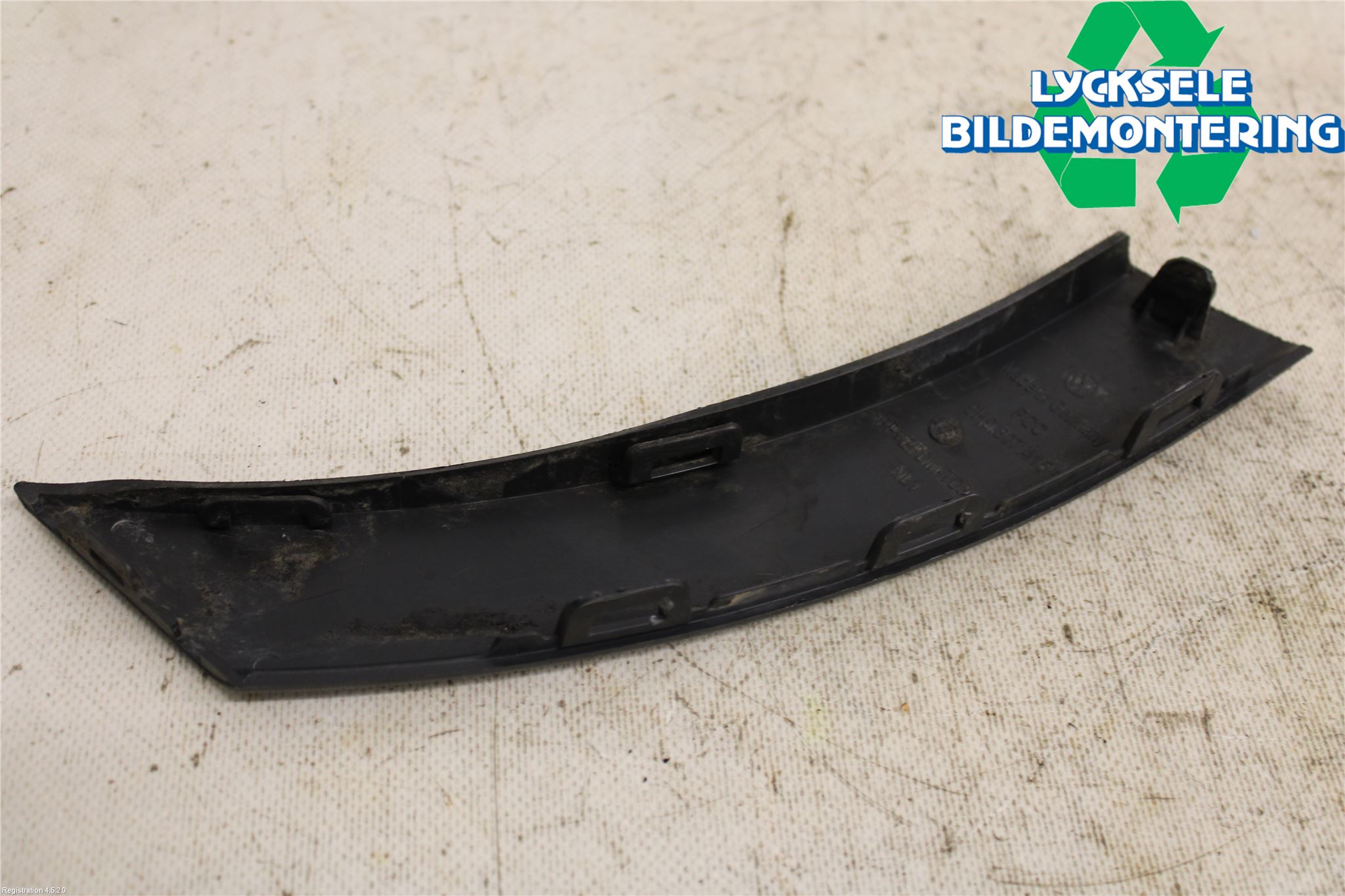 Volkswagen VW GOLF / E-GOLF VIII 20- List Skärmkant