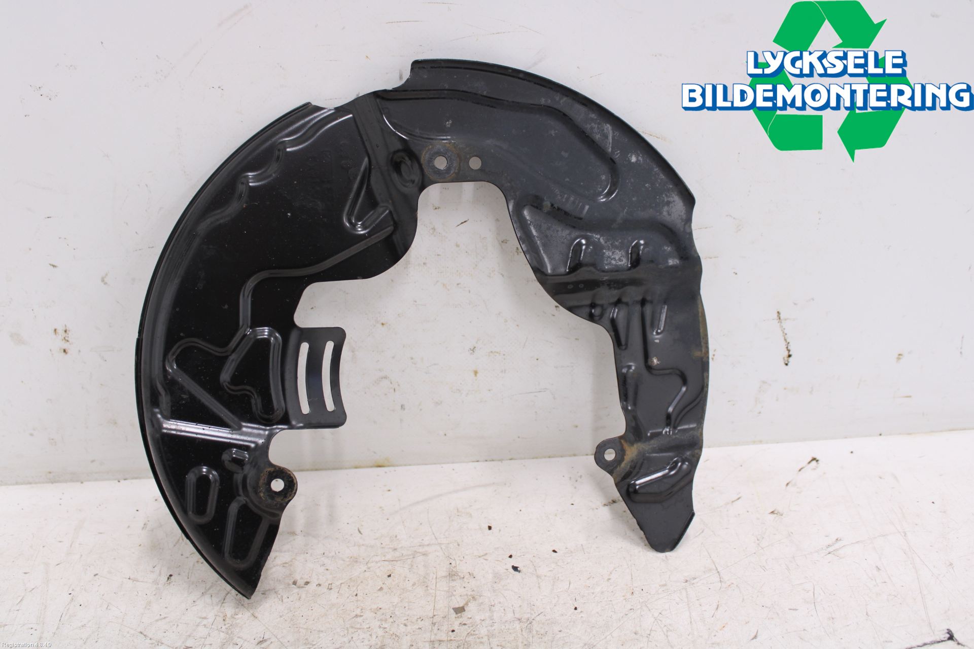 Ford KUGA/KUGA PHEZ/FHEV 20- Bromssköld Fram