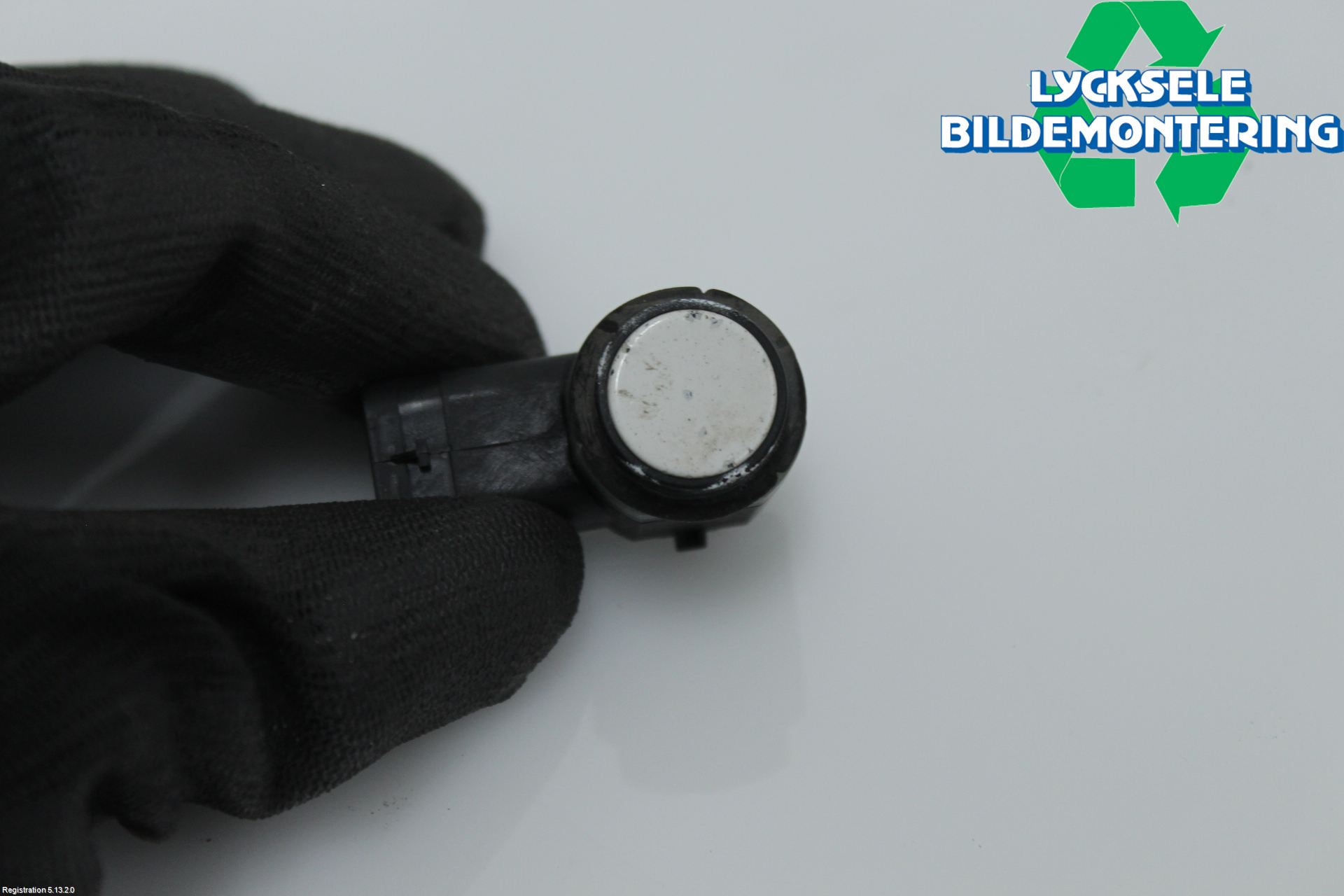 Volkswagen VW PASSAT 11-14 Parkeringshjälp Frontsensor