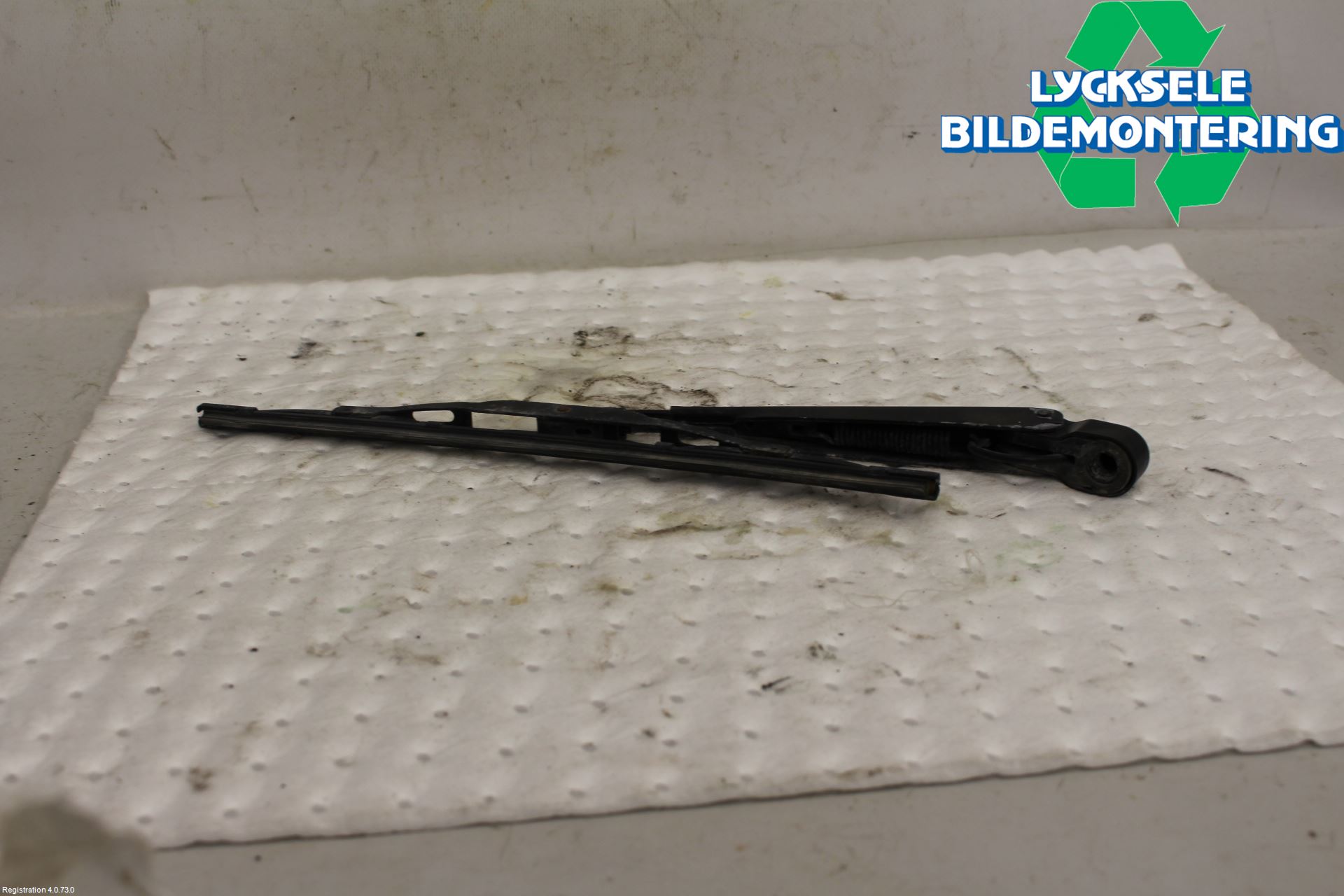 Ford FOCUS 08-11 Torkararm-Bakruta