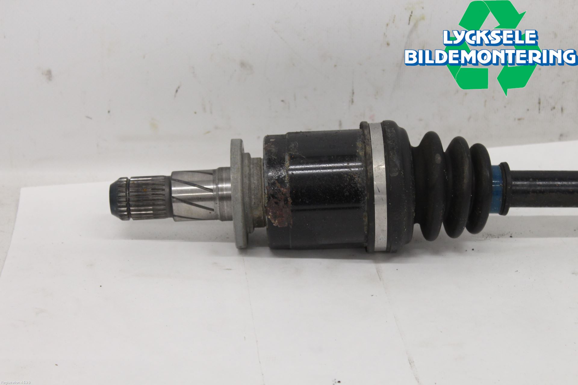 Subaru OUTBACK 21- Drivaxel Bak Höger