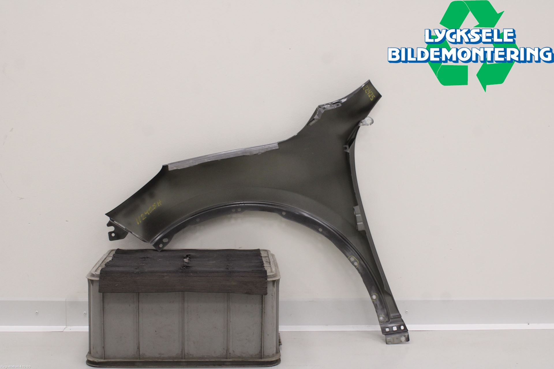 Ford KUGA/KUGA PHEZ/FHEV 20- Skärm Fram Höger