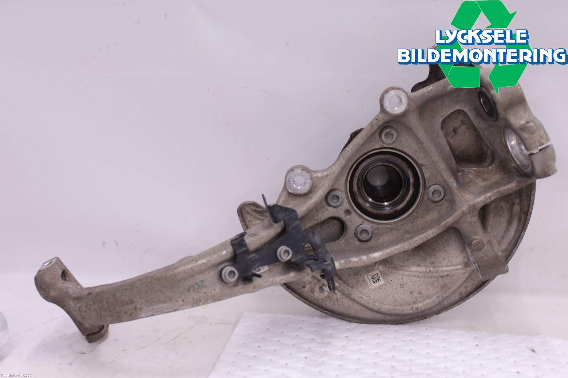 Audi A6 F2/C8 19- Styrspindel Lagerhus Hö