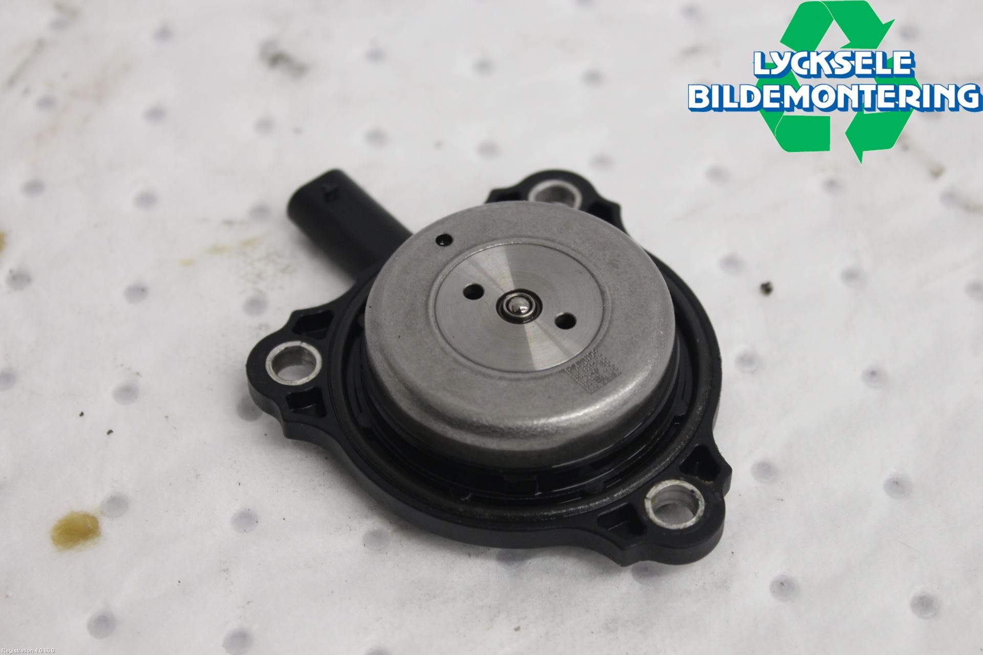 Mercedes-Benz MB C-KLASS (W205) 14-21 Kamställningsventil