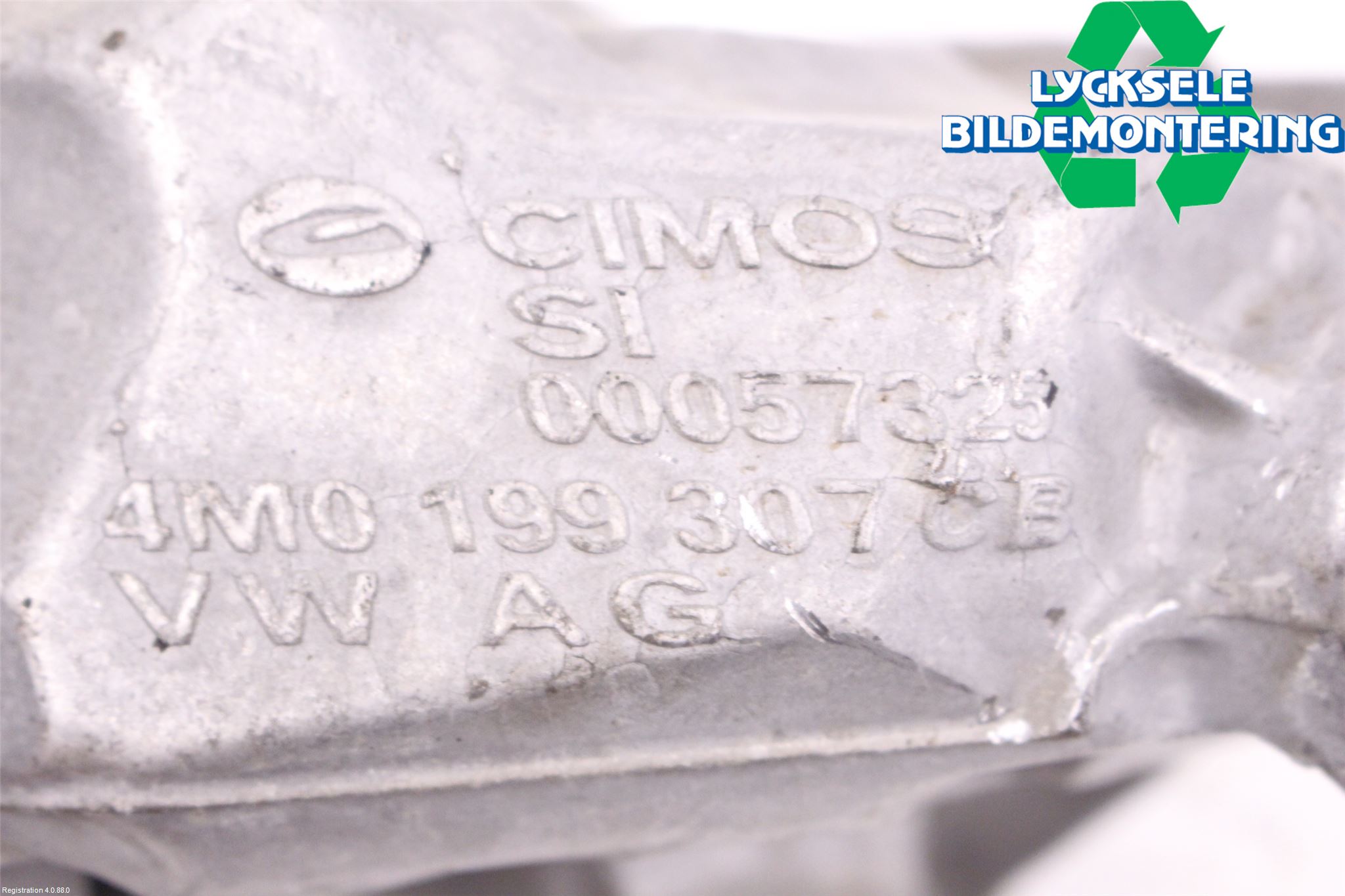 Audi A4 ALLROAD 17- Motorfäste