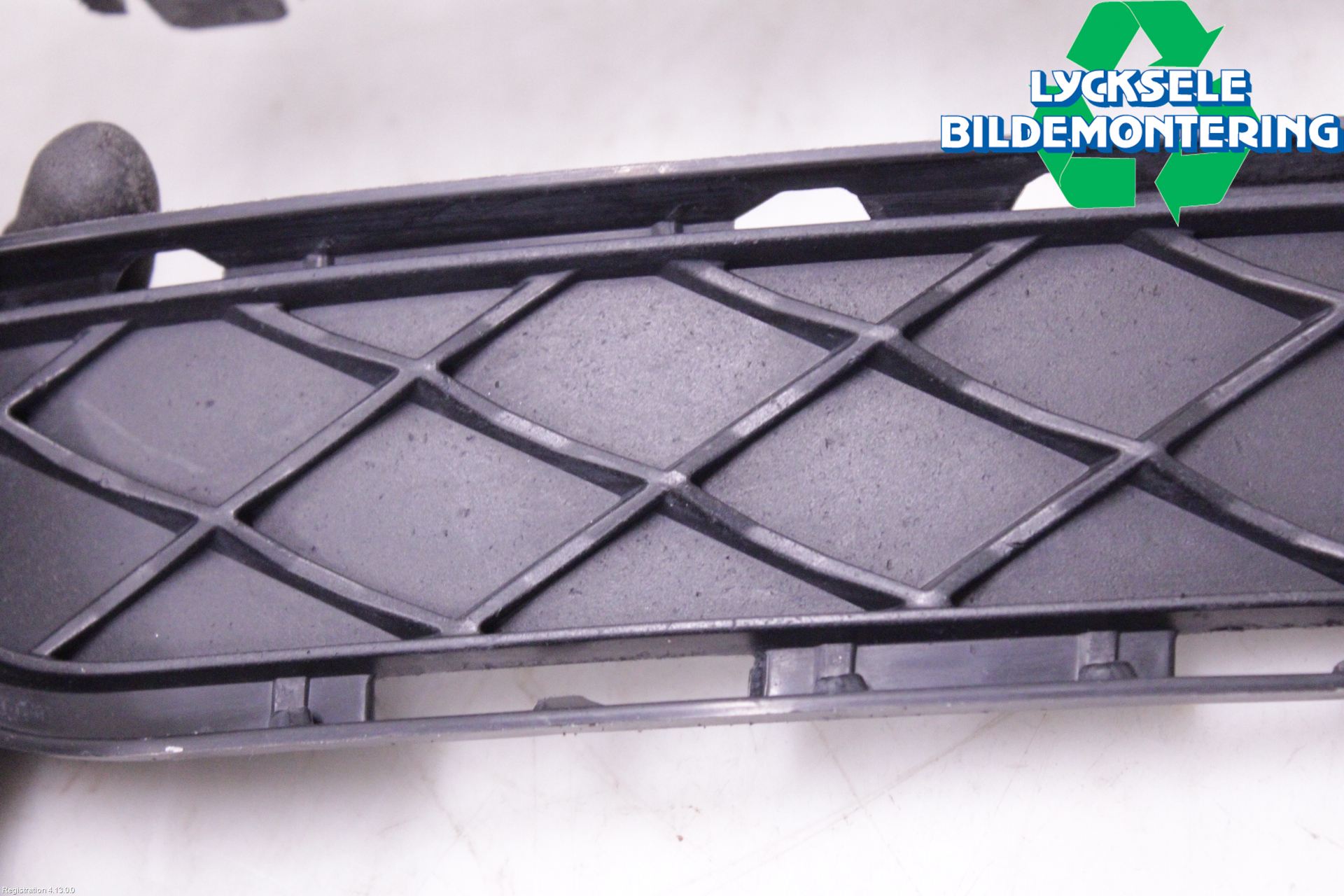 Mercedes-Benz MB GLK-KLASS (X204) 08-16 Dimljussarg Fram
