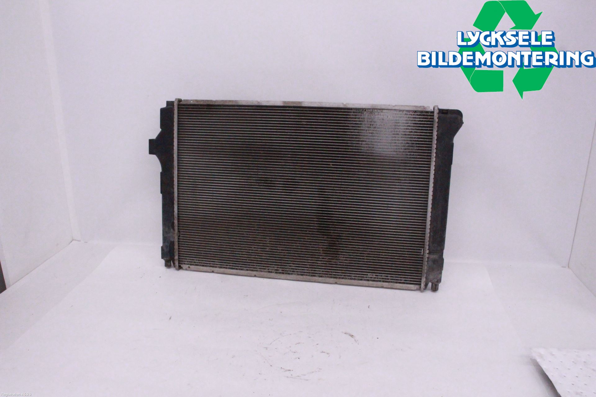 Toyota YARIS XP130 12-14 Kylare Aut