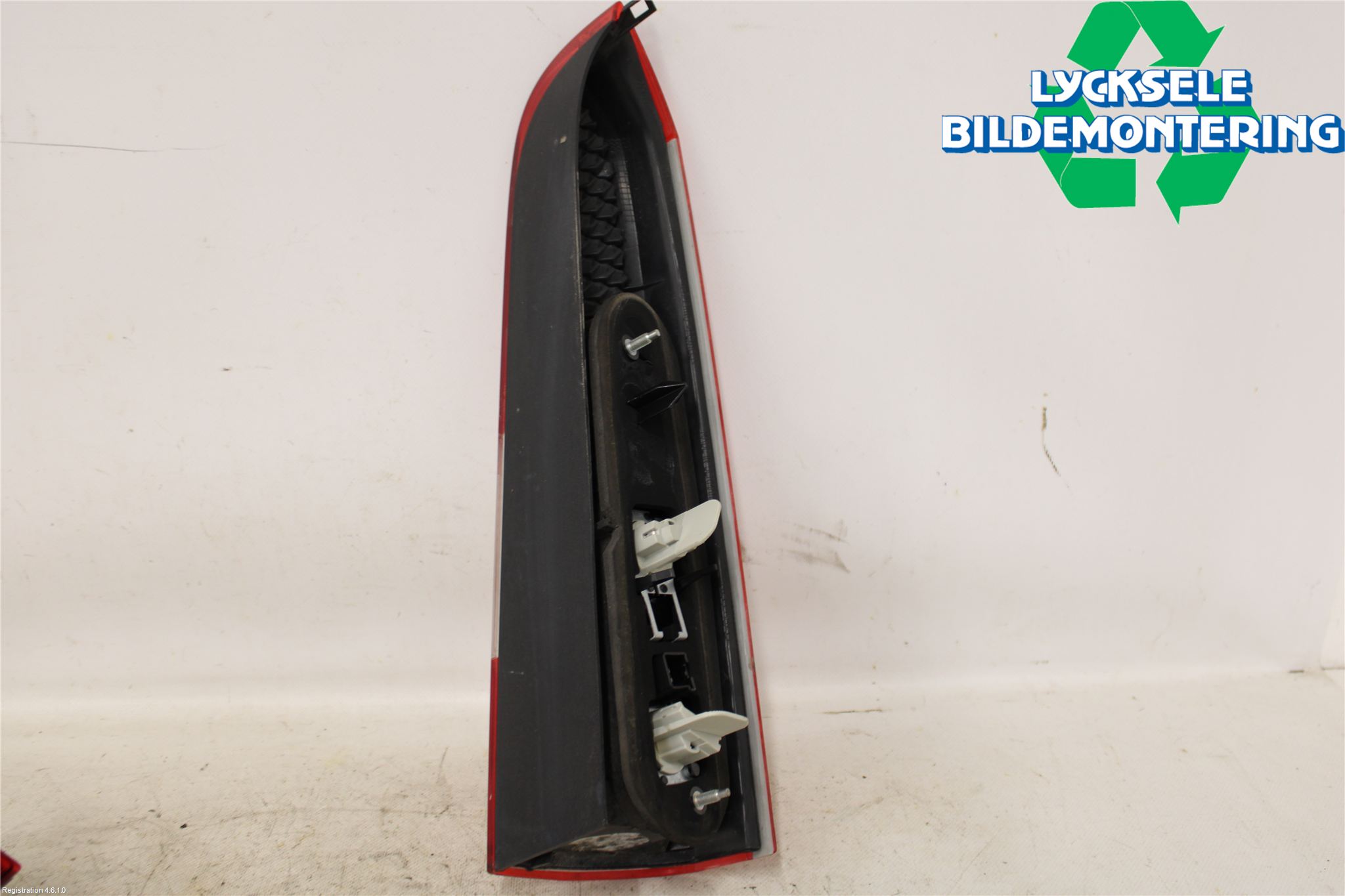 Volvo XC70 05-07 Bakljus Lucka Vä