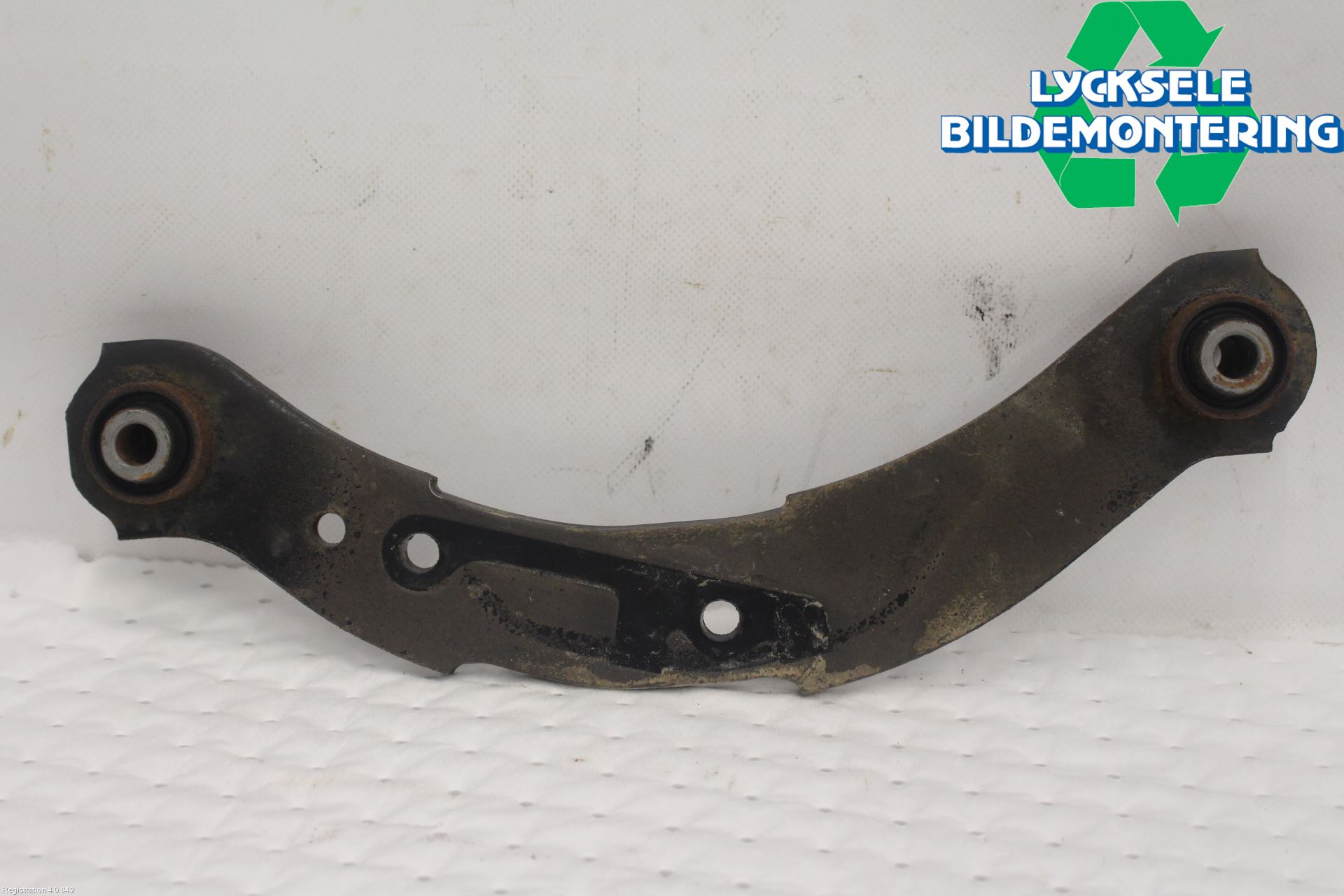 Mitsubishi OUTLANDER 13-21 Bärarm Bak Vänster