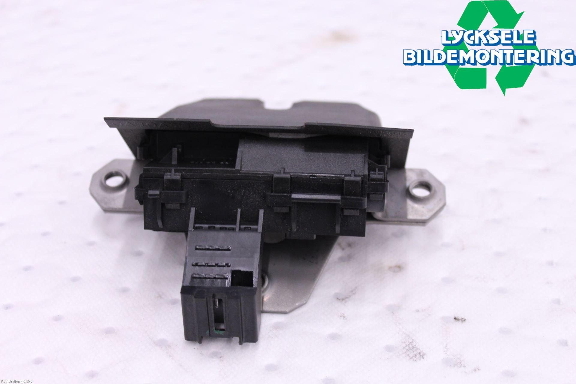 Volvo V40 12-19 Låskista Baklucka