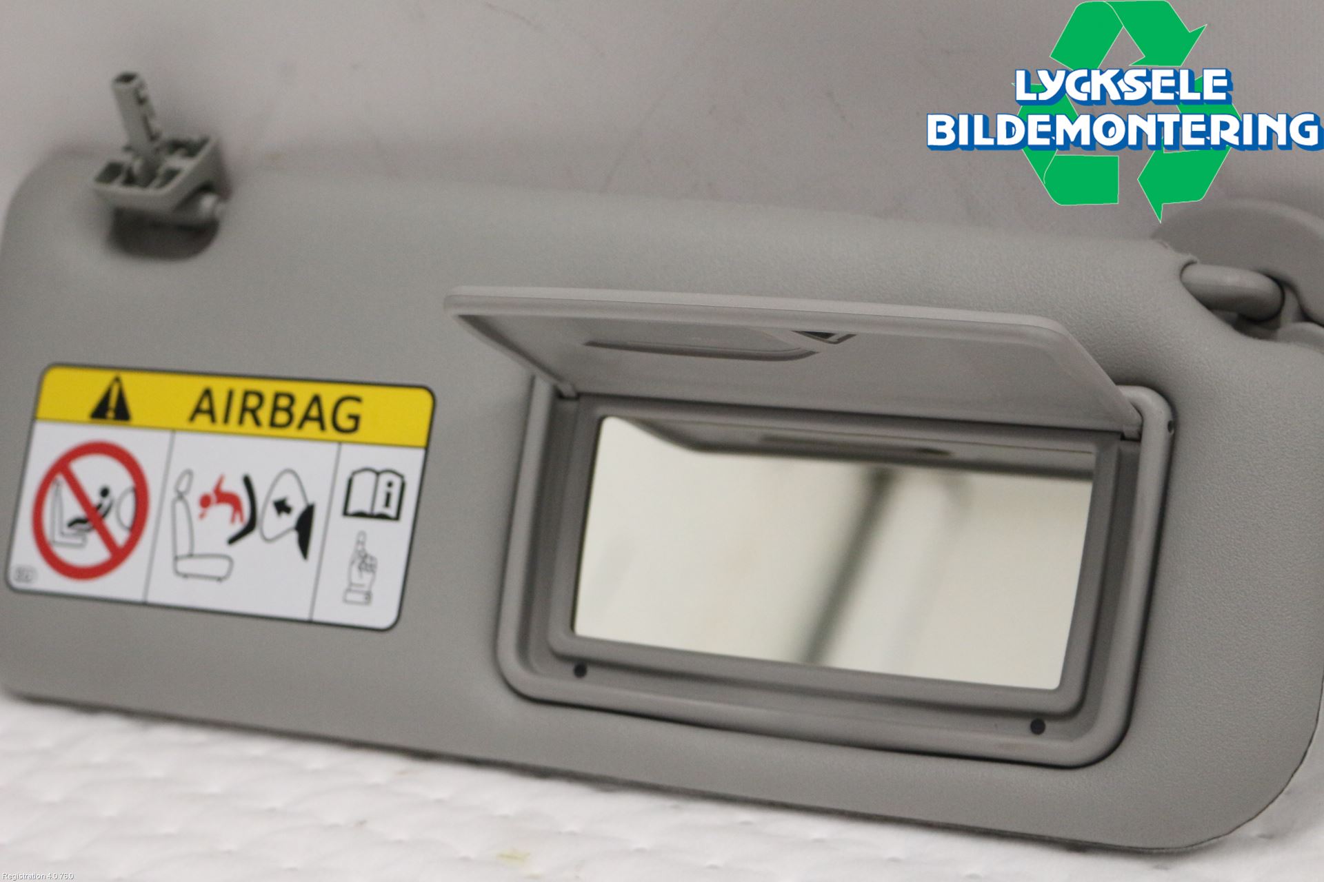 Toyota HILUX 16- Solskydd