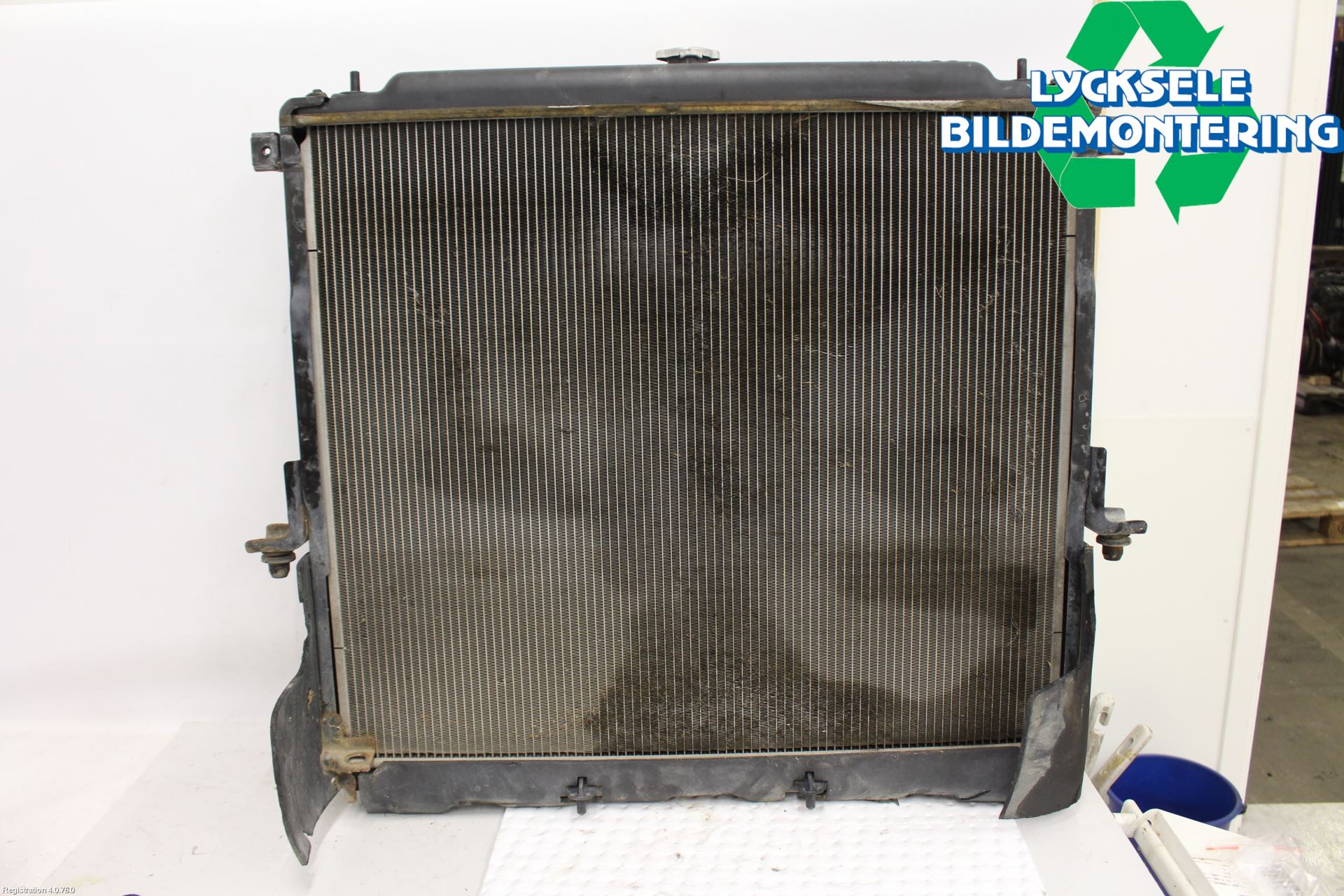 Nissan NAVARA 05-16 Kylare Man