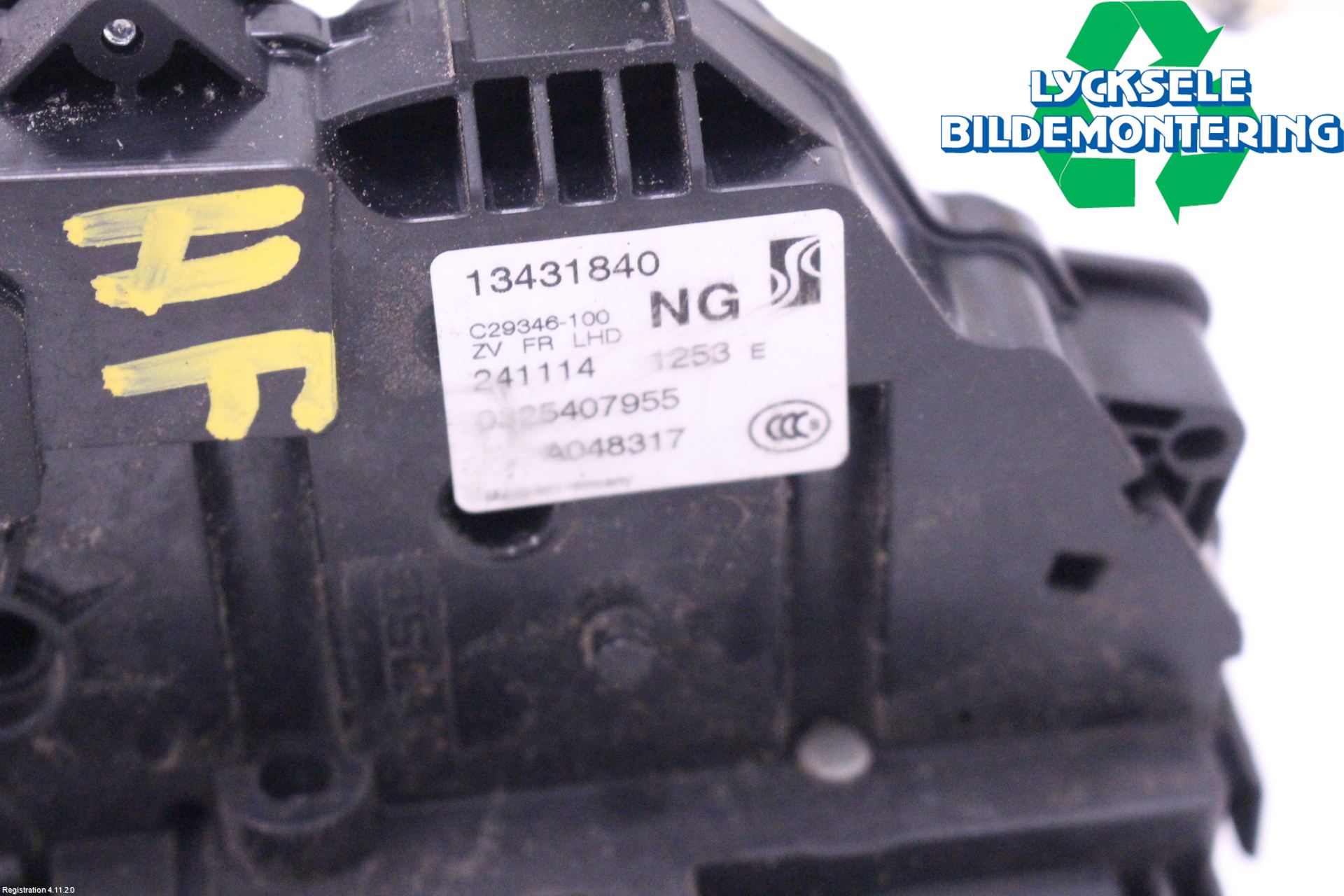 Opel CORSA E 15-19 Låskista-Dörrlås