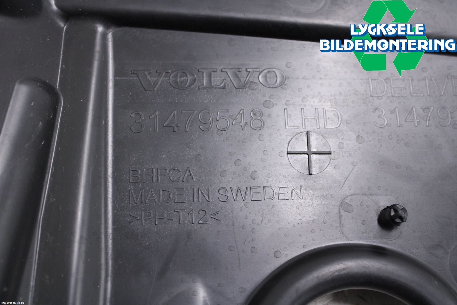 Volvo V60 19- Torpedplåt-Torpedplast