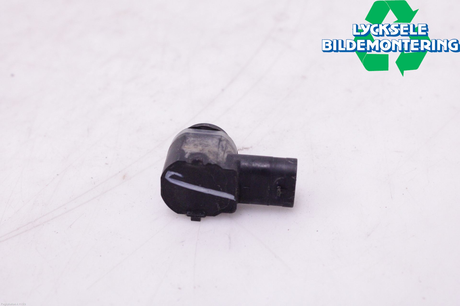 Ford KUGA 13-16 Parkeringshjälp Frontsensor