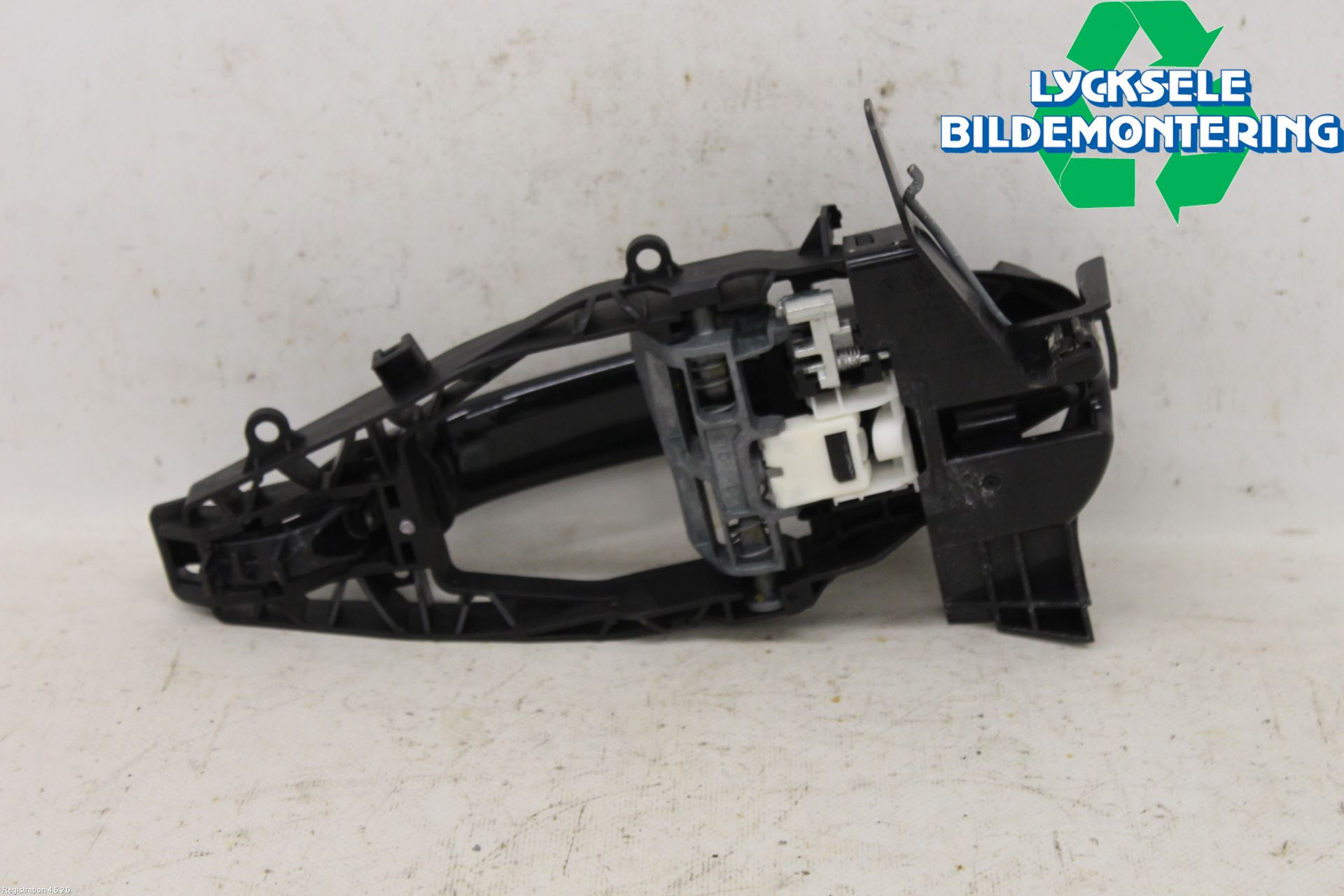 BMW 5 G30/G31/F90 17-23 Dörrhandtag Yttre Vä