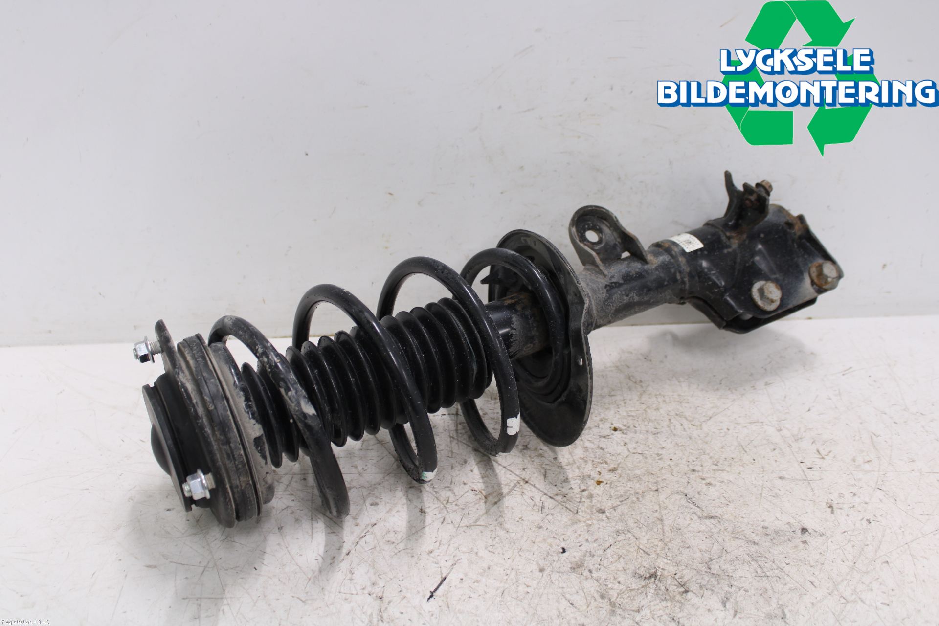 Subaru XV 18-22 Fjäderben Fram Vänster