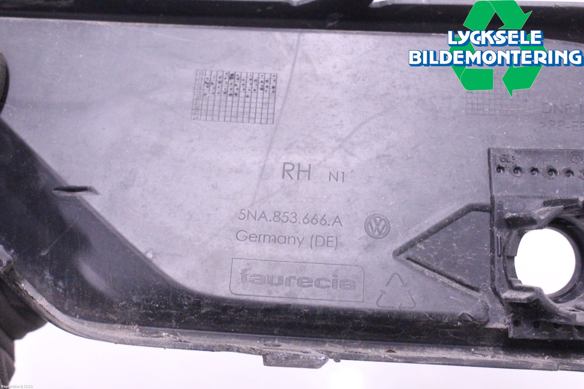 Volkswagen VW TIGUAN 16-24 Stötfångardel Bak Hö