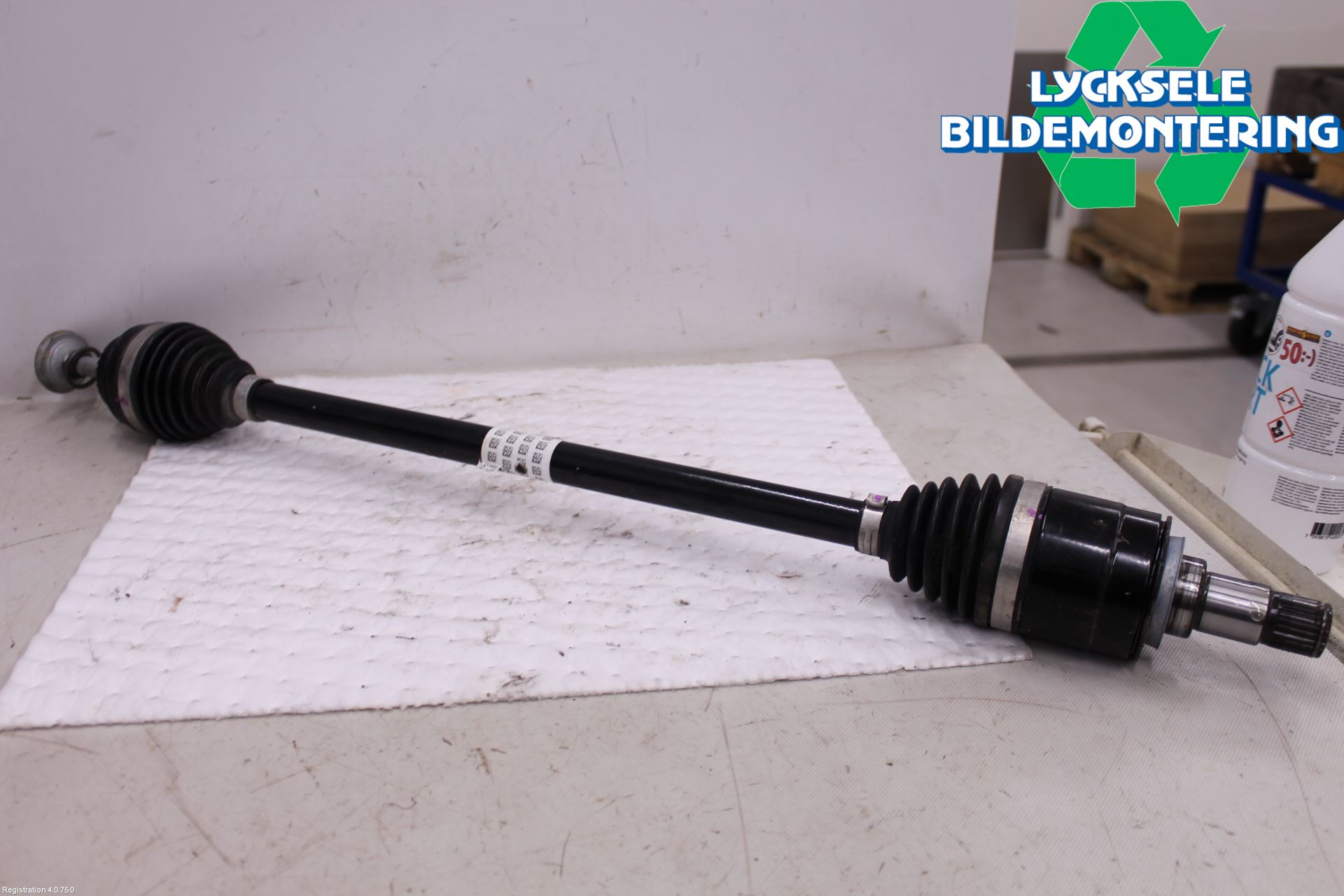 Mini COUNTRYMAN F60 17-23 Drivaxel Bak Vänster