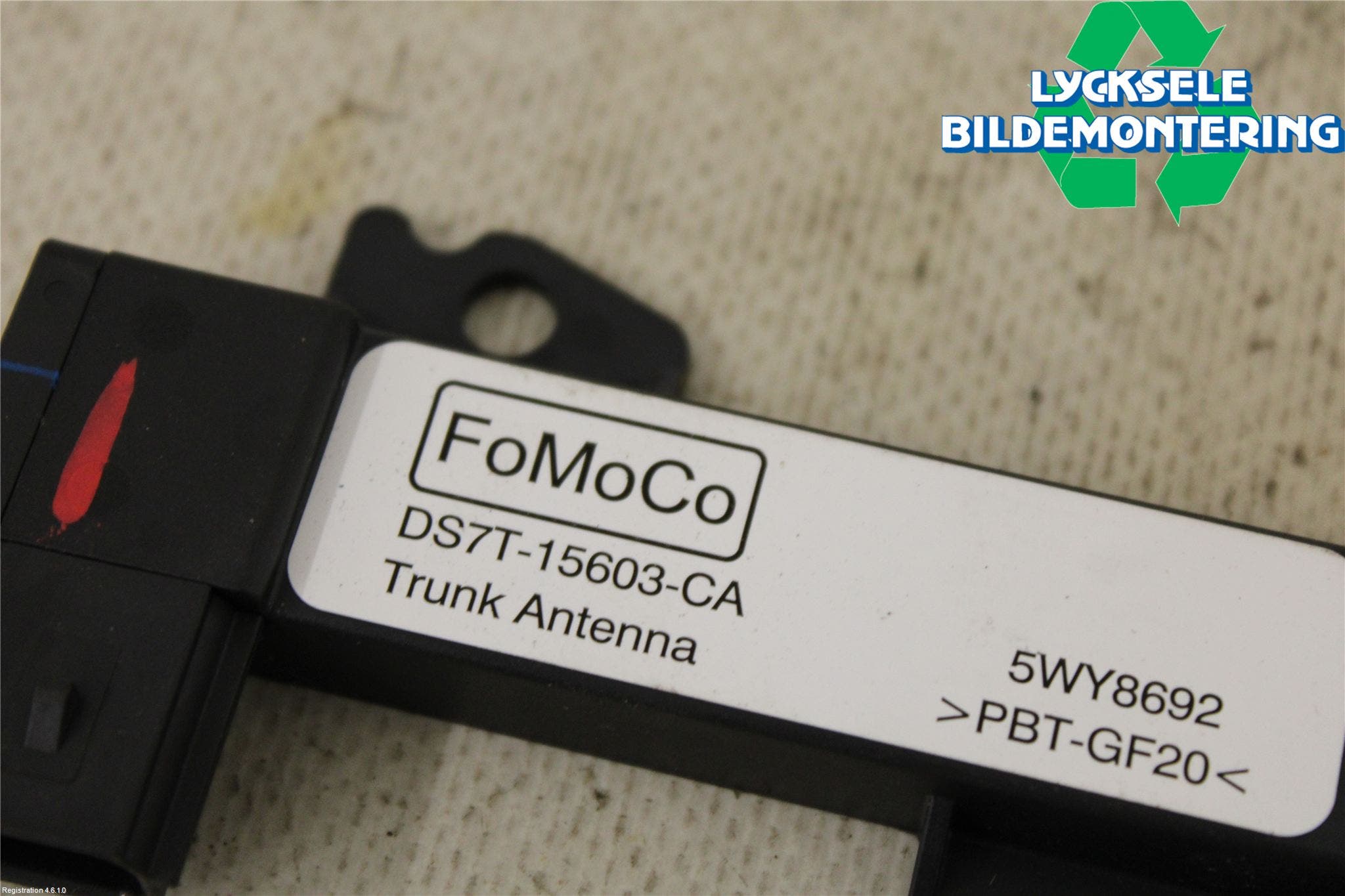 Ford MUSTANG Mach-E 21- Antenn