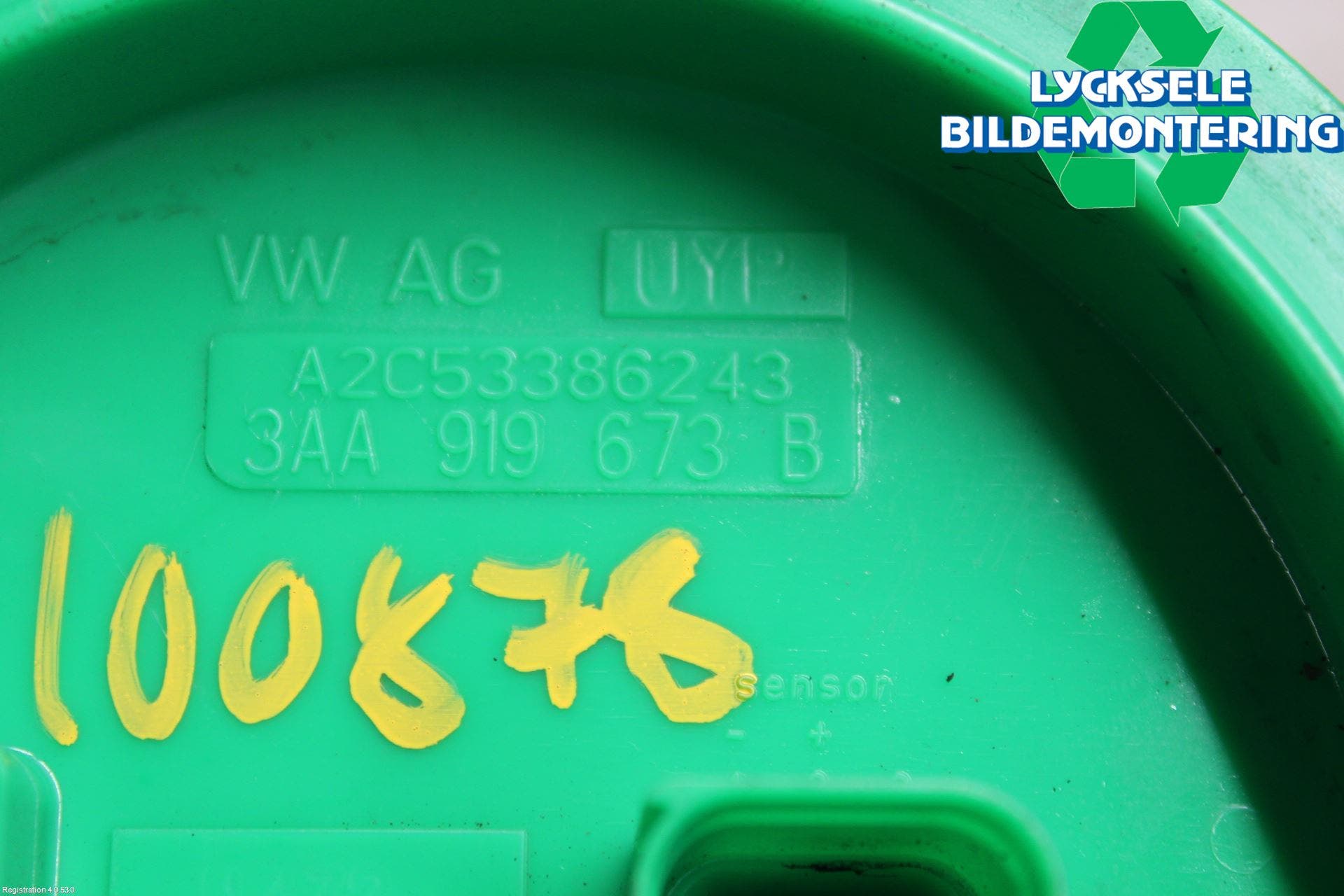 Volkswagen VW PASSAT 11-14 Givare Tank