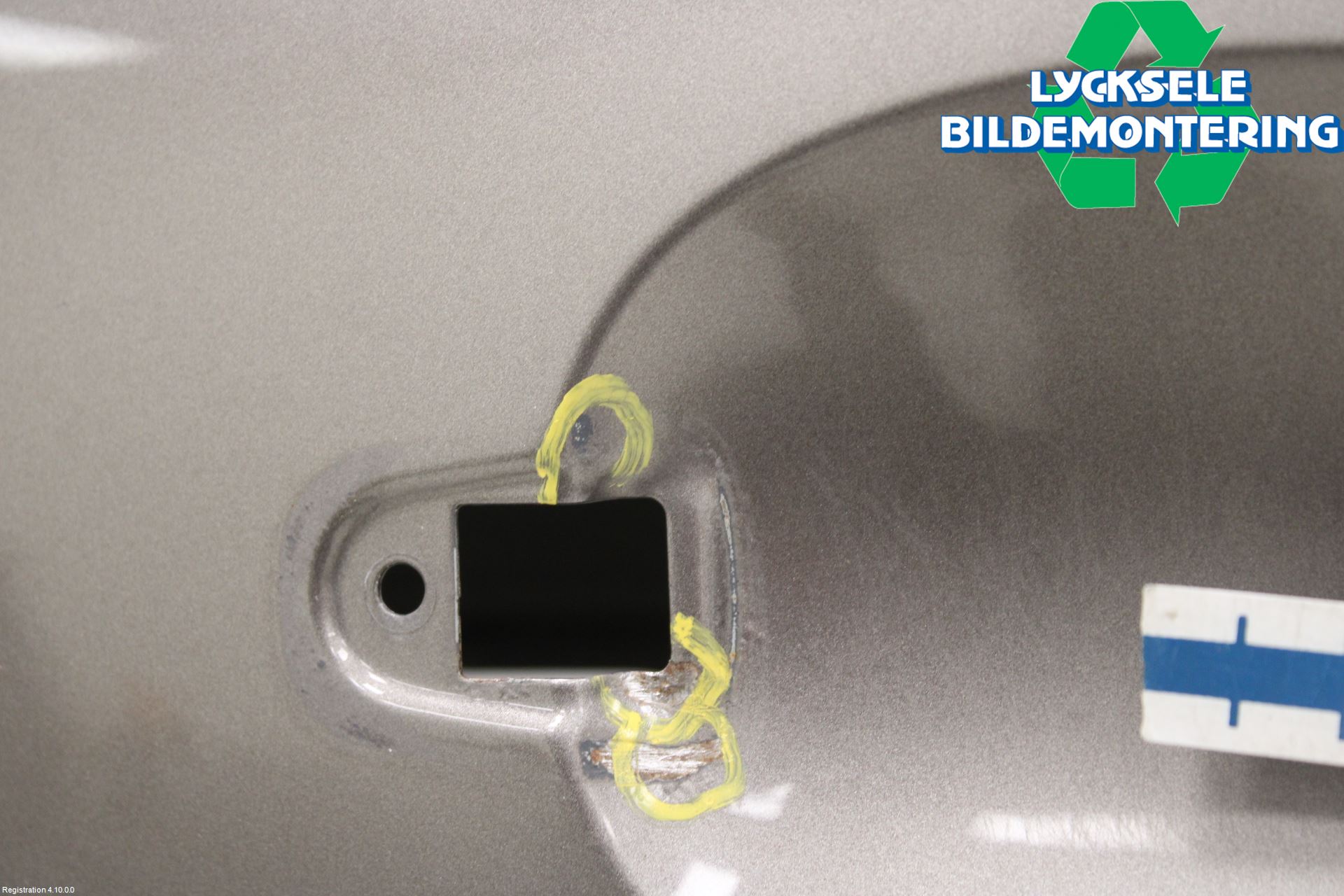 Volvo XC70 08-13 Dörr Fram Vänster