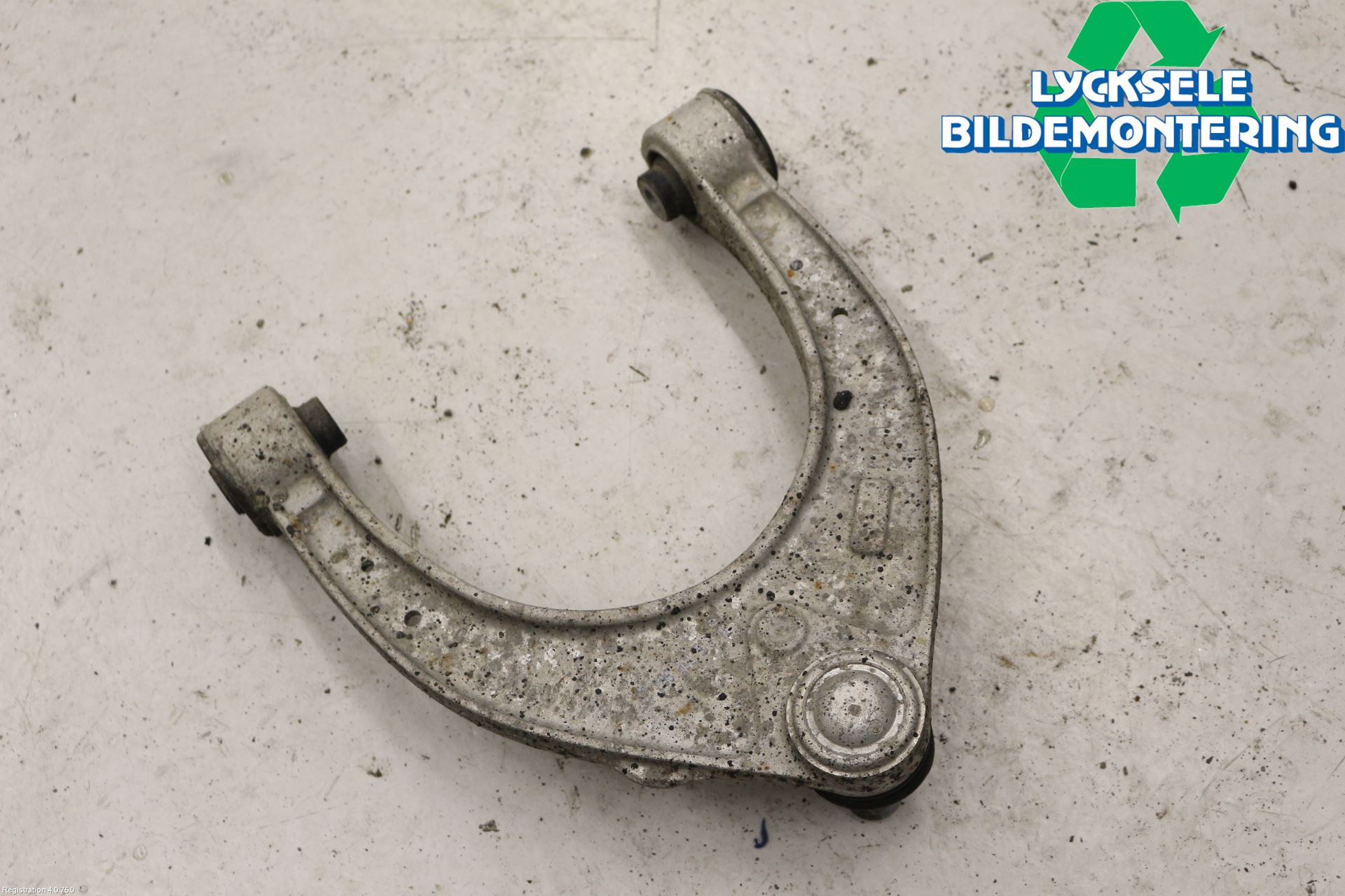 BMW 5 F10/F11/F18 09-17 Bärarm Fram Övre Hö