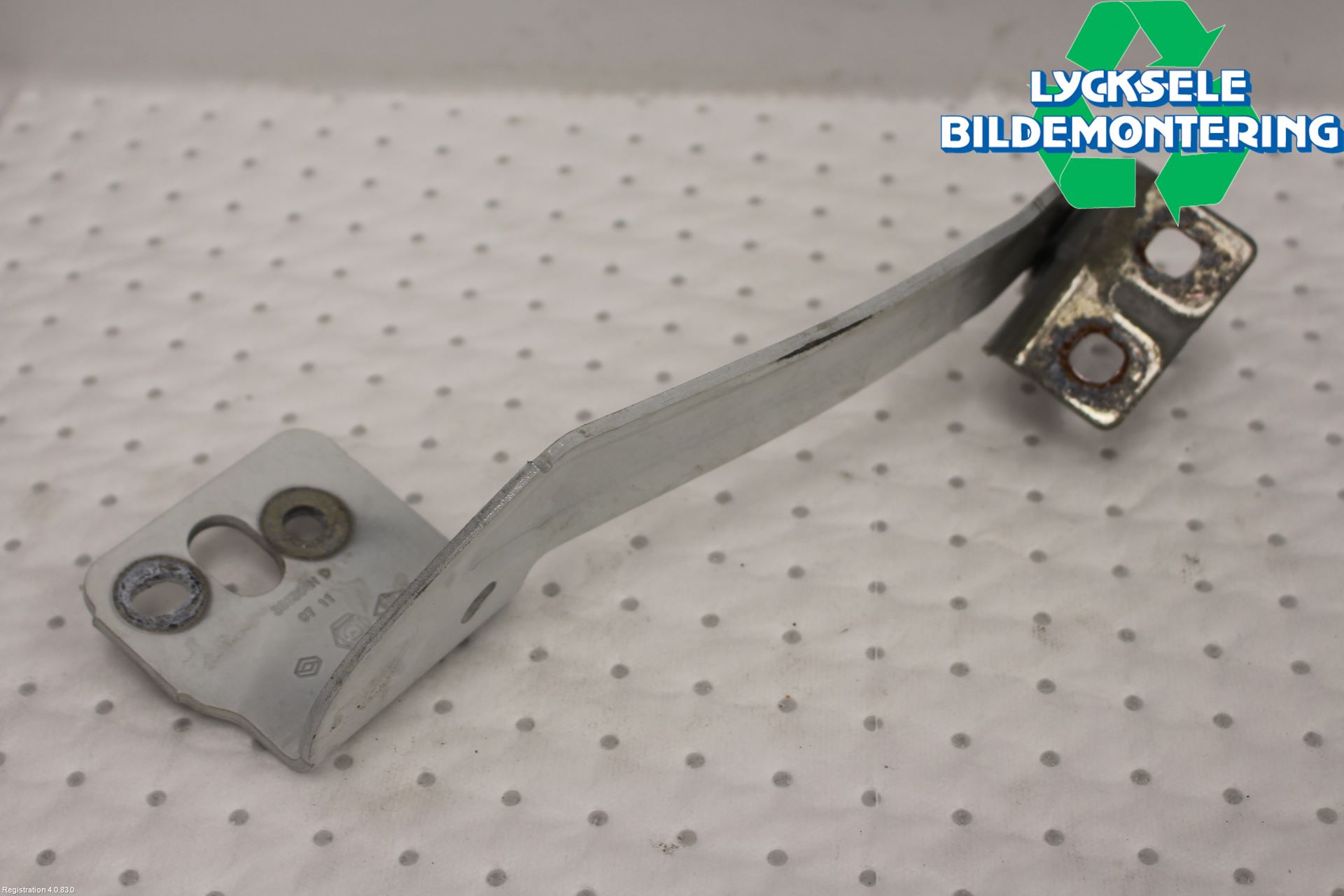 Renault KANGOO II 08-14 Huvgångjärn