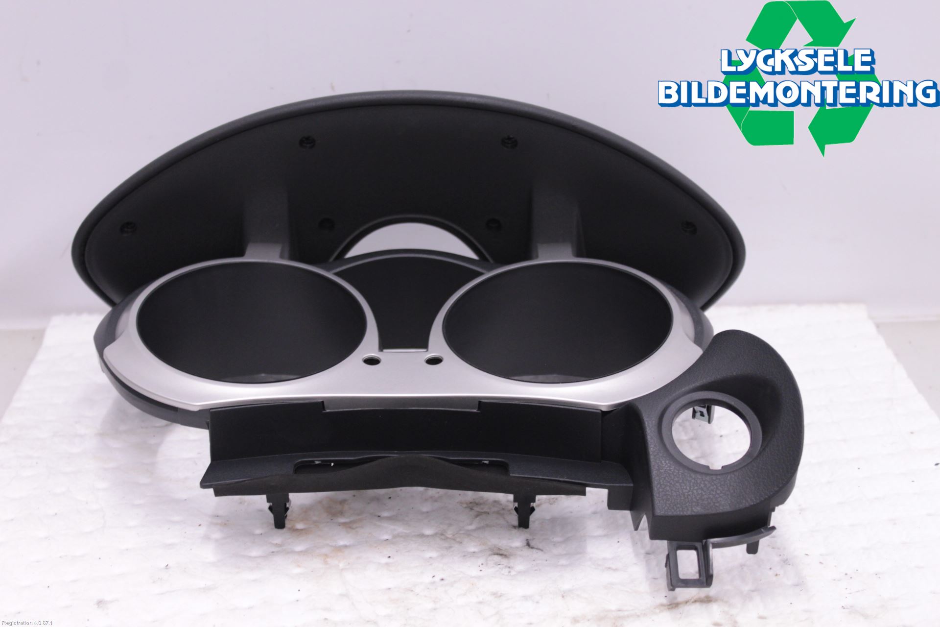 Nissan JUKE 14-19 Instrumentsarg