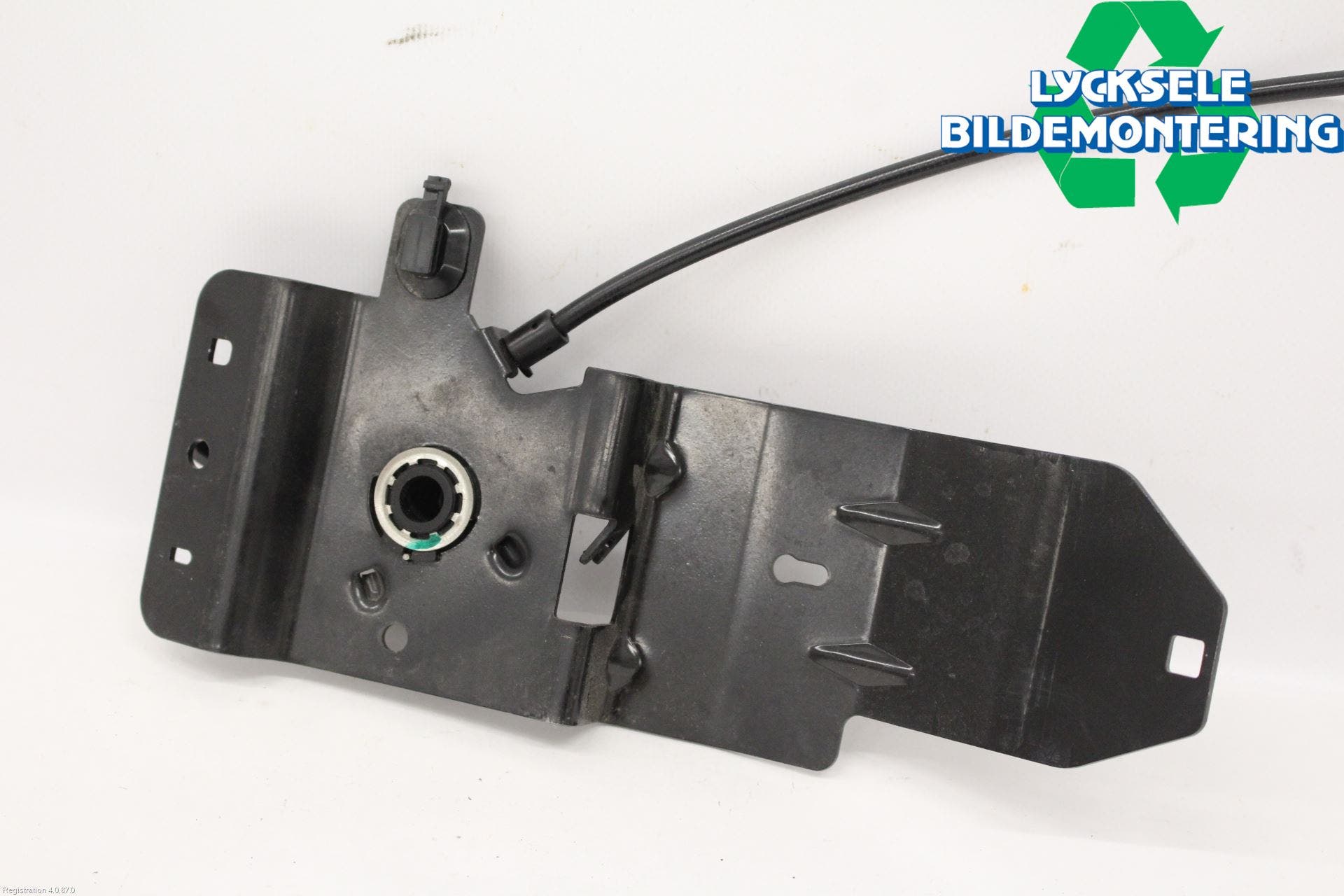 Audi A6 F2/C8 19- Huv Spärr