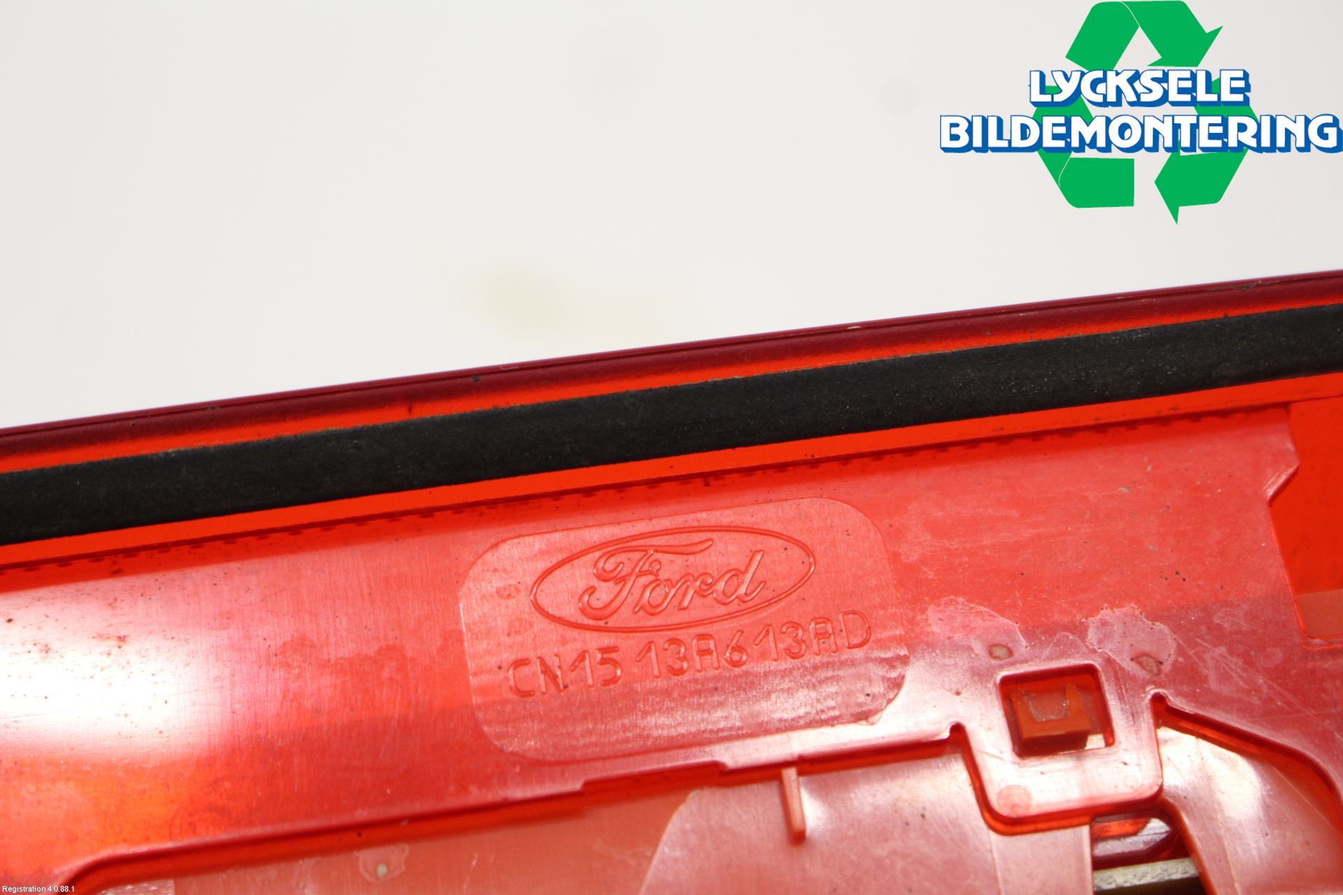 Ford ECOSPORT 17- Bromsljus Bakruta