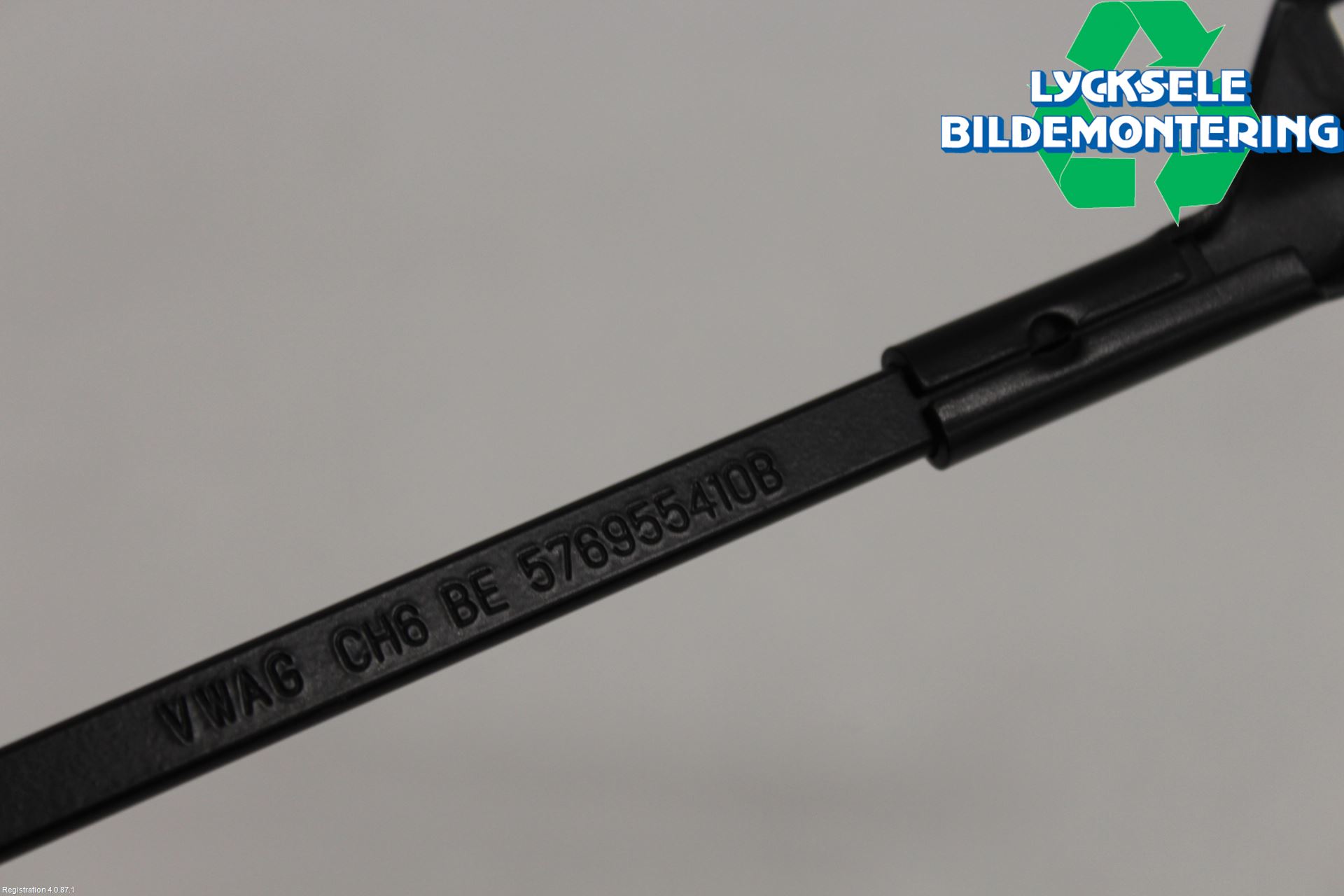 Seat ATECA 16->> Torkararm Armar Vindruta